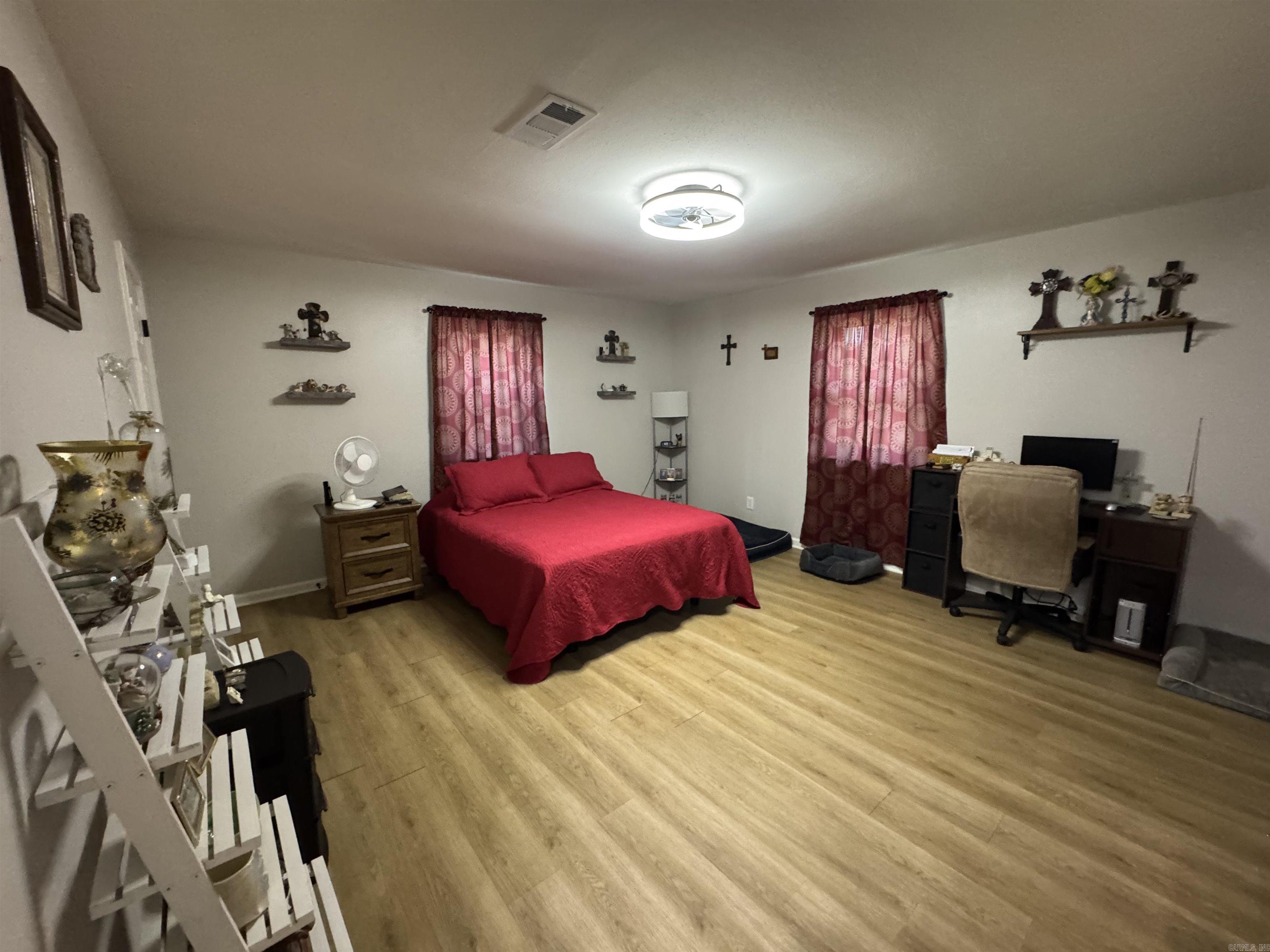 WOODRIDGE - Residential