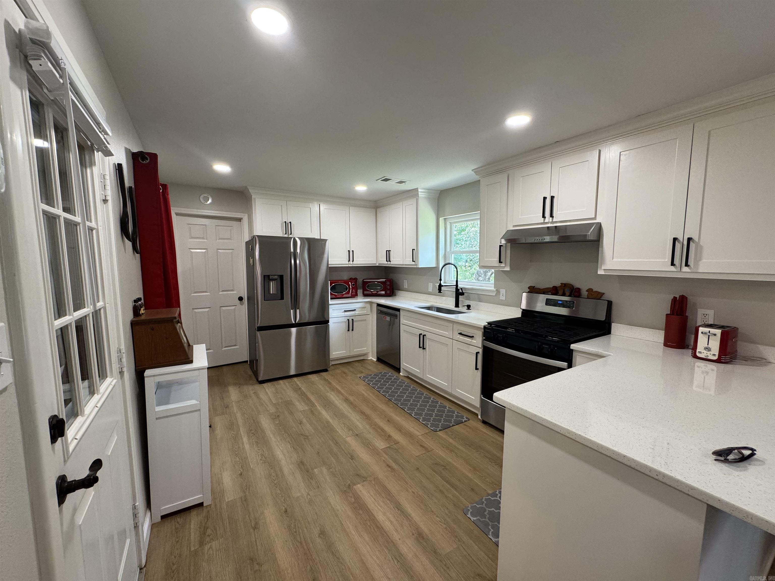 WOODRIDGE - Residential