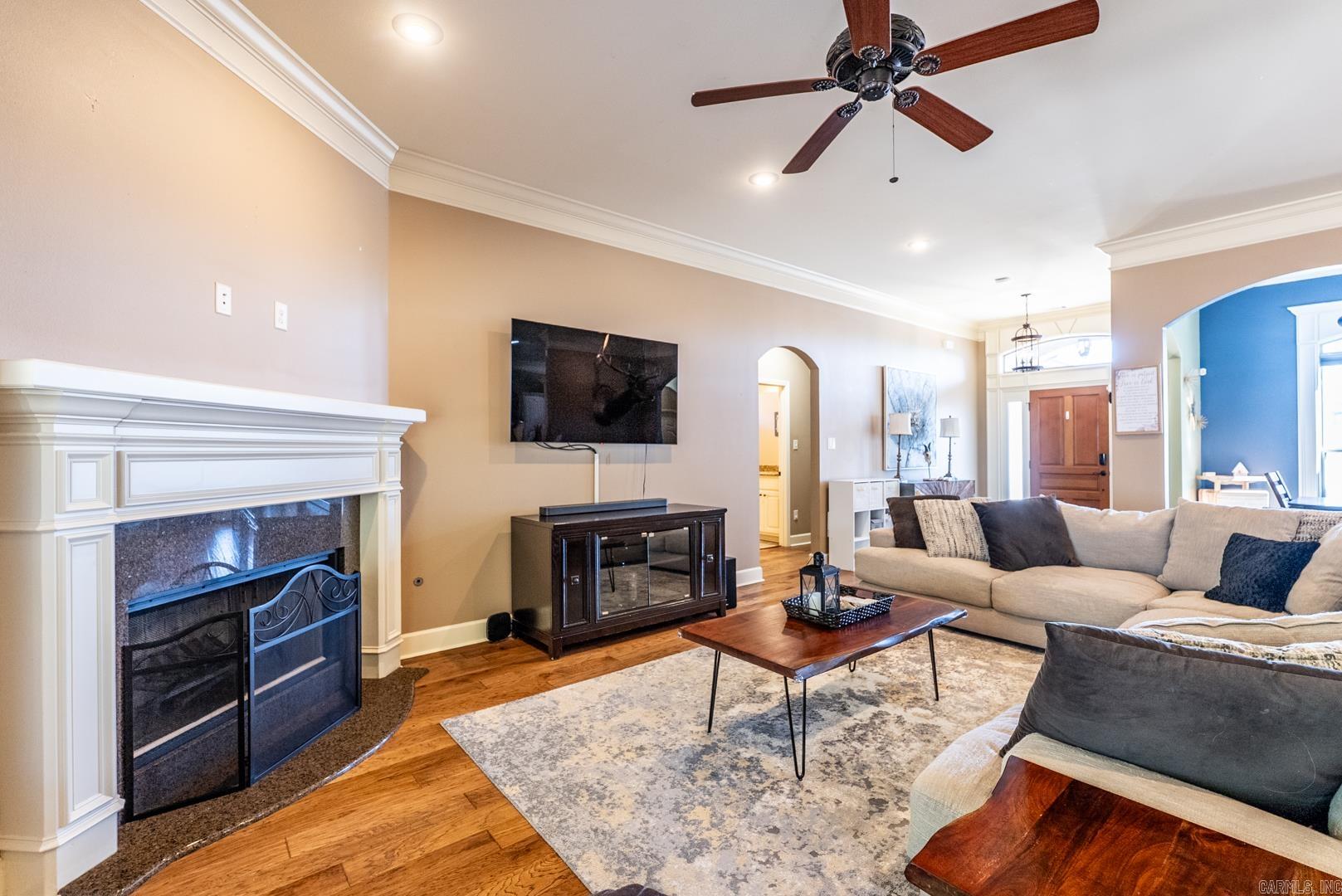 WATERS EDGE - Residential