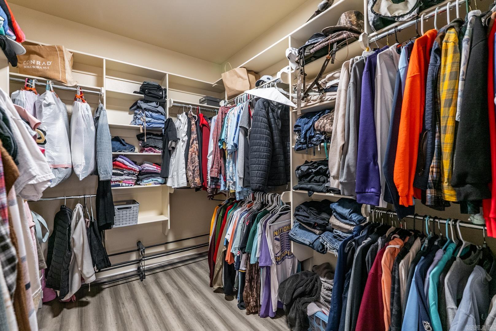 WATERS EDGE - Residential