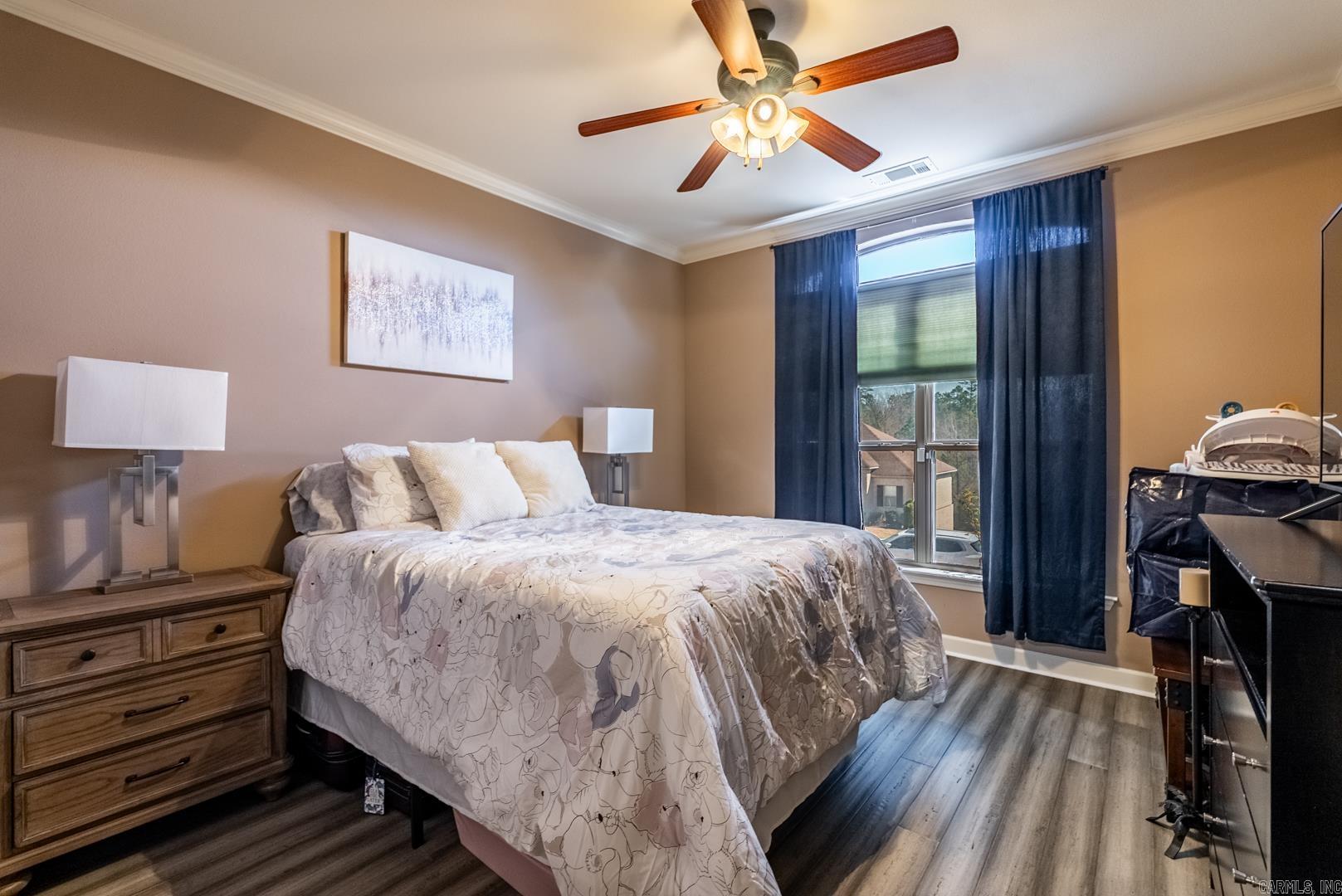 WATERS EDGE - Residential