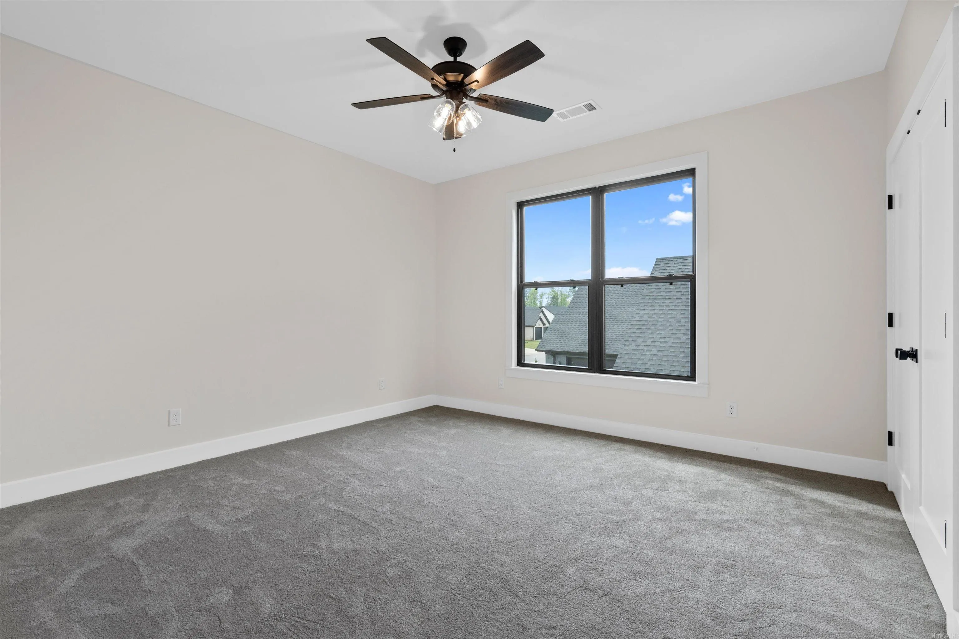 Benton, Arkansas 72019, United States, 4 Bedrooms Bedrooms, ,4 BathroomsBathrooms,Residential,Active,31681