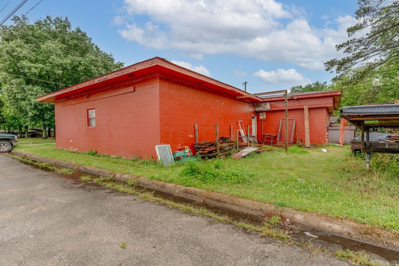 Metes & Bounds - Commercial Sale