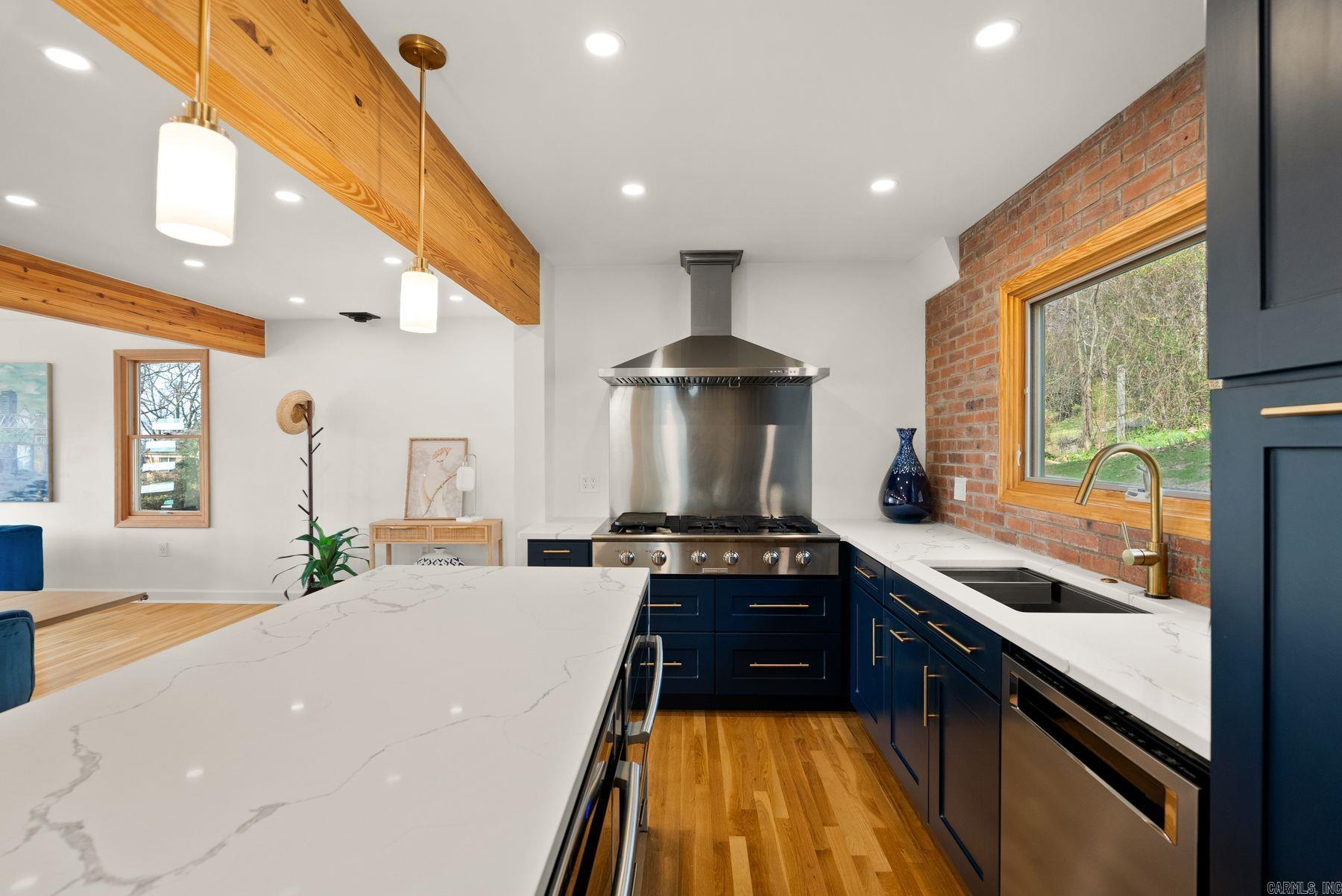 PROSPECT TERRACE - Residential