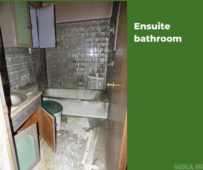 INDIAN HILLS - Residential