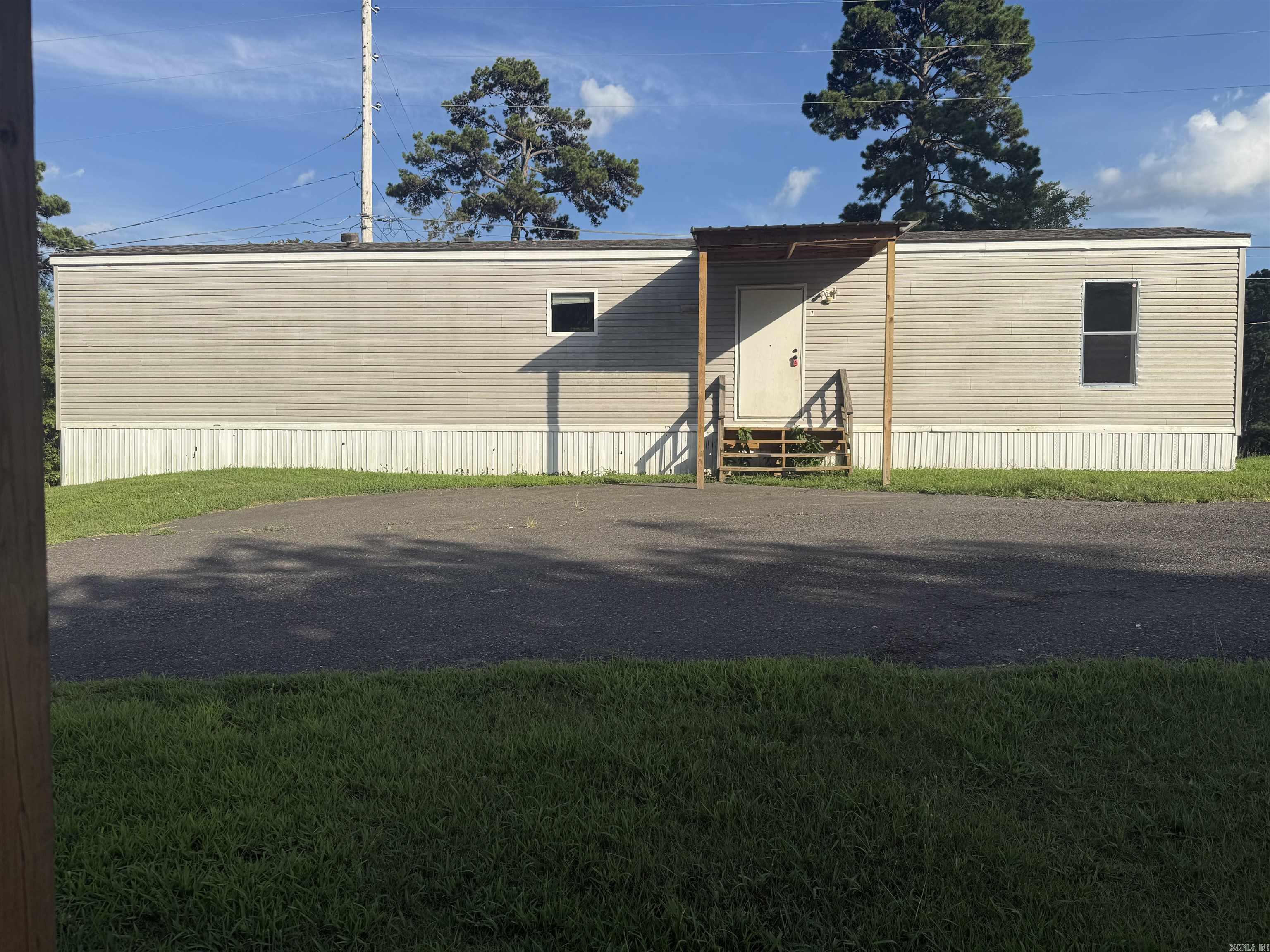 Houser-Bandy - Residential Lease