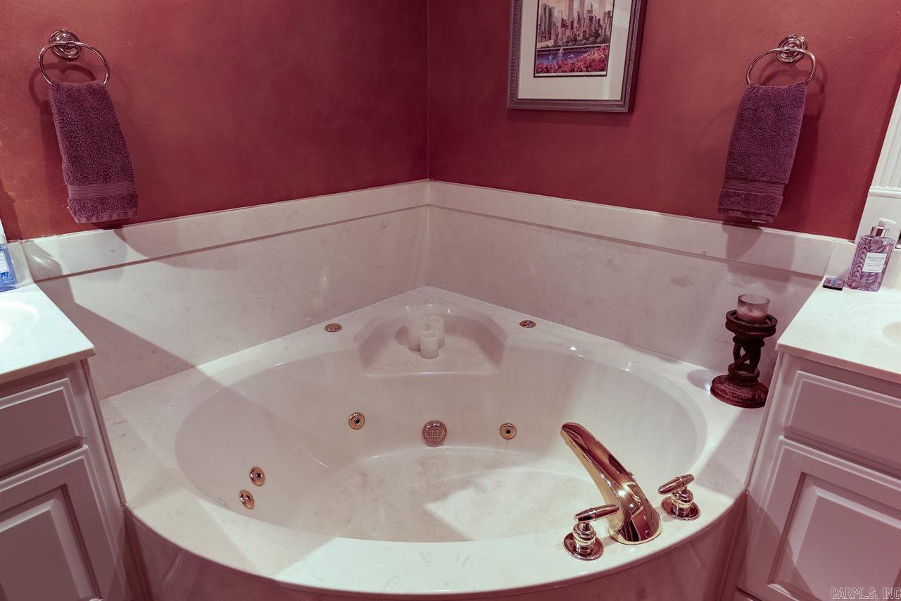 CHENAL VALLEY BASCOM PLACE - Residential