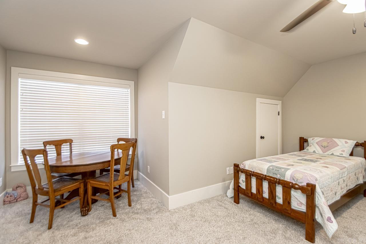 HURRICANE LAKE EST - Residential