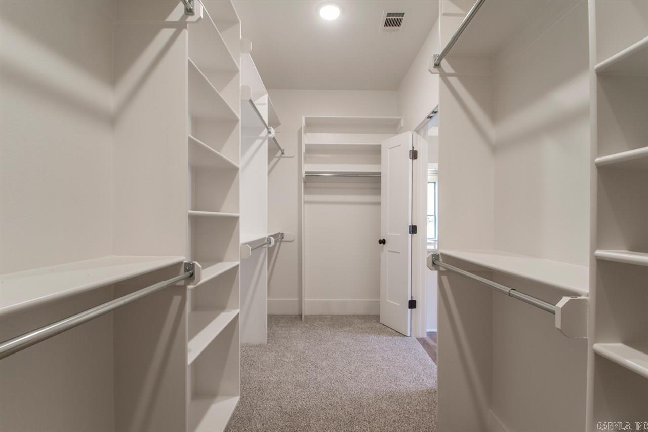 HURRICANE LAKE EST - Residential