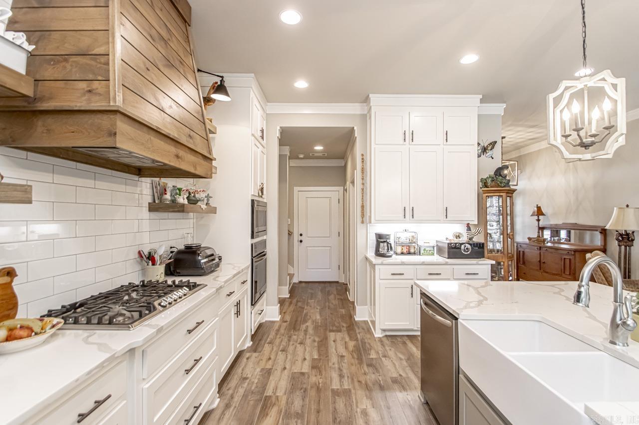 HURRICANE LAKE EST - Residential