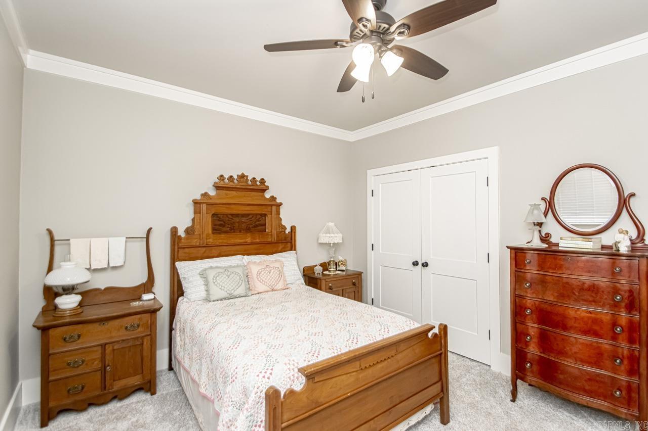 HURRICANE LAKE EST - Residential