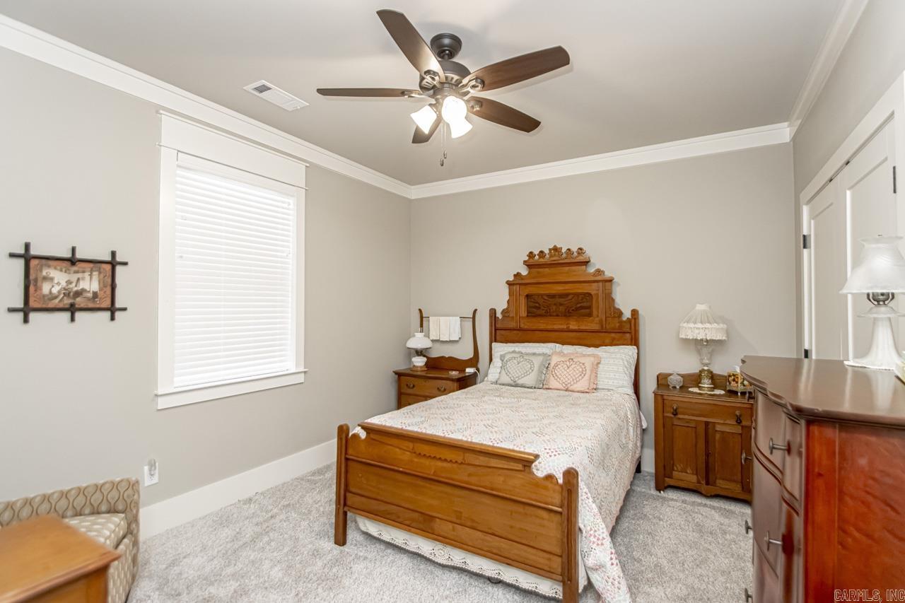 HURRICANE LAKE EST - Residential