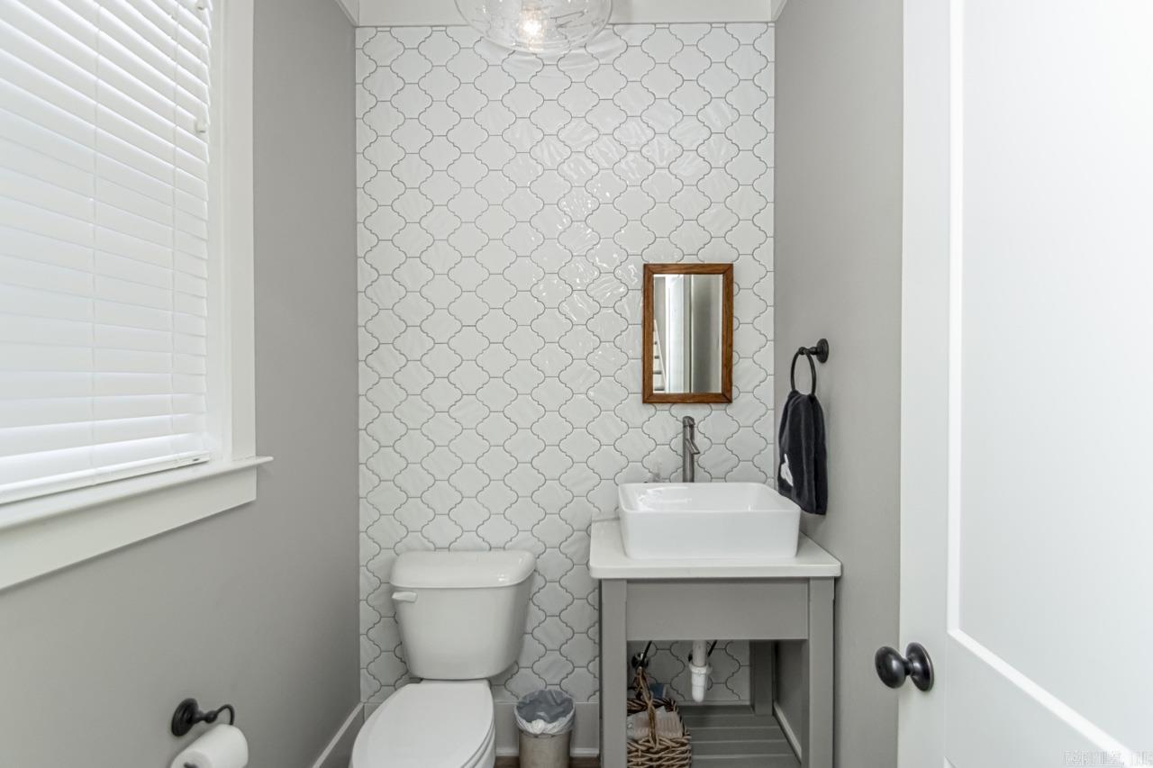 HURRICANE LAKE EST - Residential