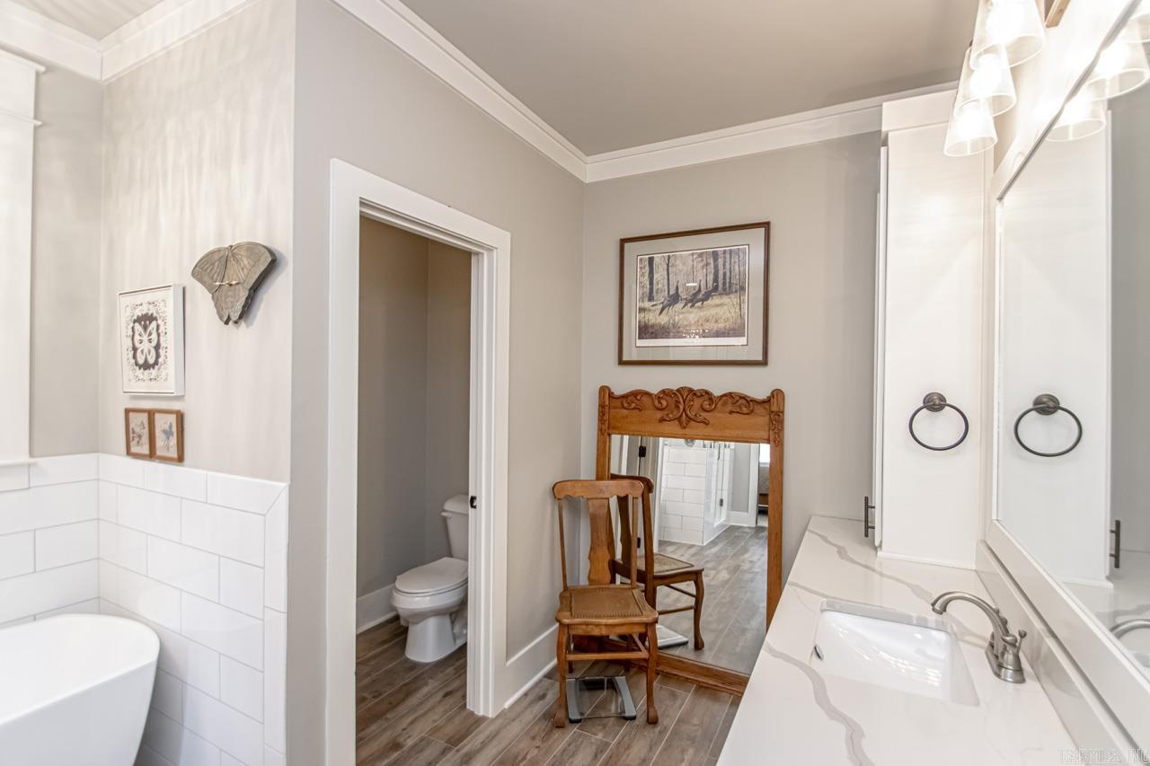 HURRICANE LAKE EST - Residential