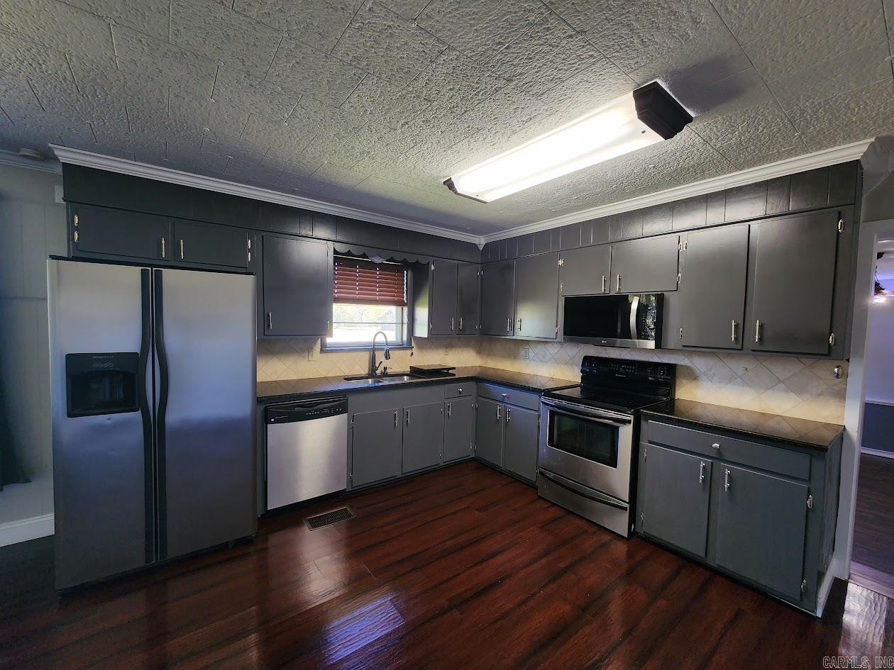 PARKERS CHAPEL - Residential