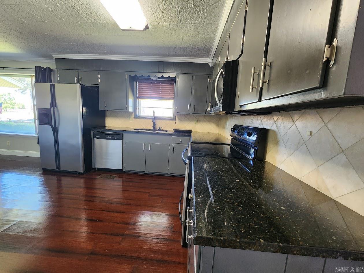 PARKERS CHAPEL - Residential