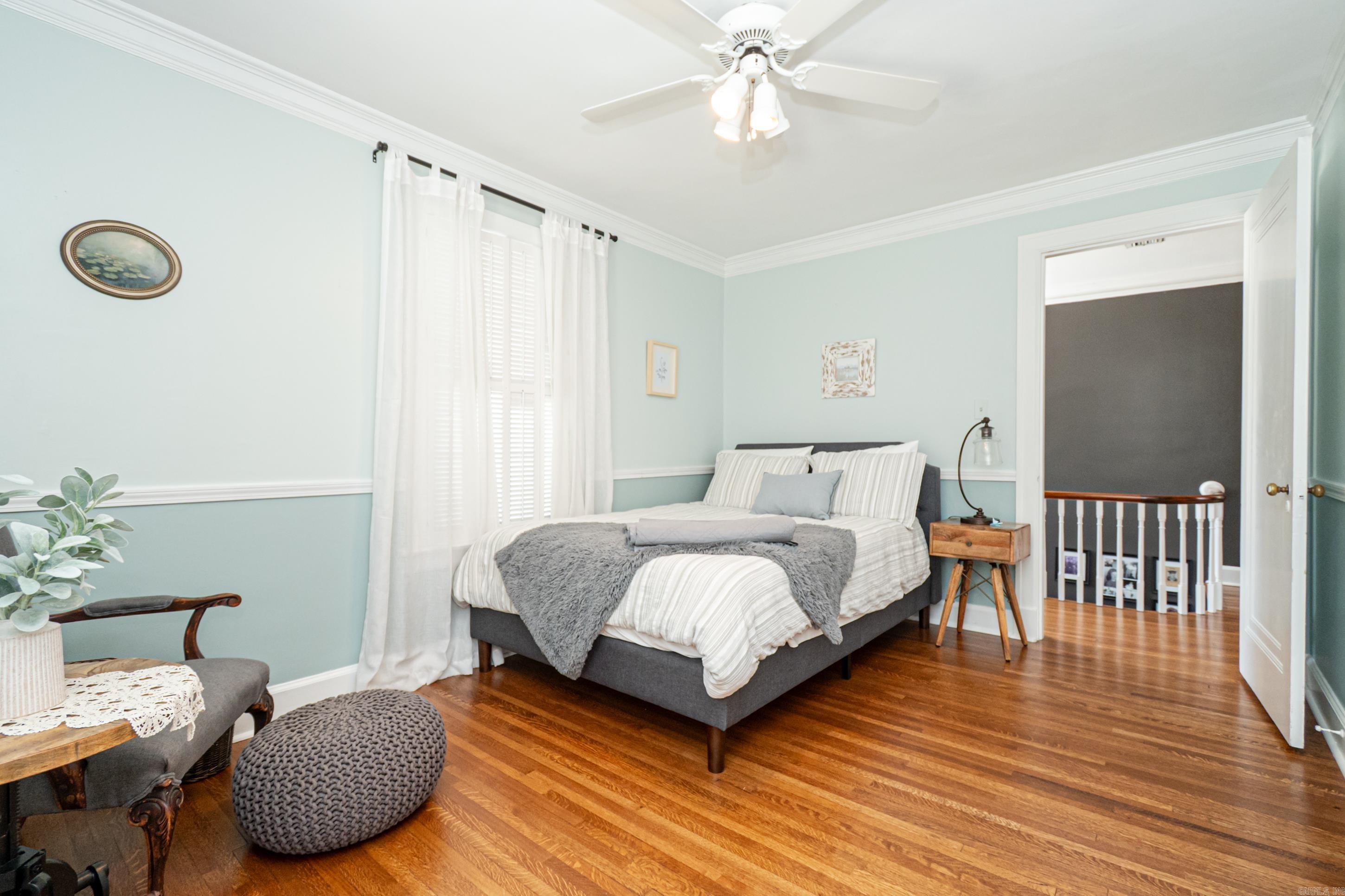 COUNTRY CLUB COLONY - Residential