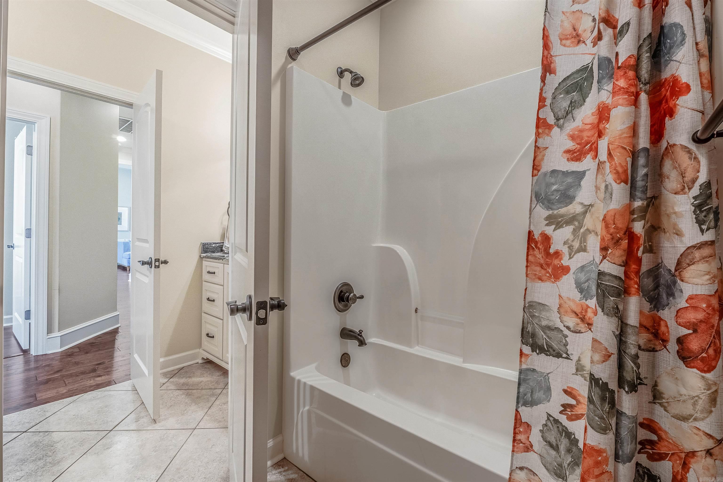 CHENAL VALLEY "MIRAMAR PLACE" - Residential