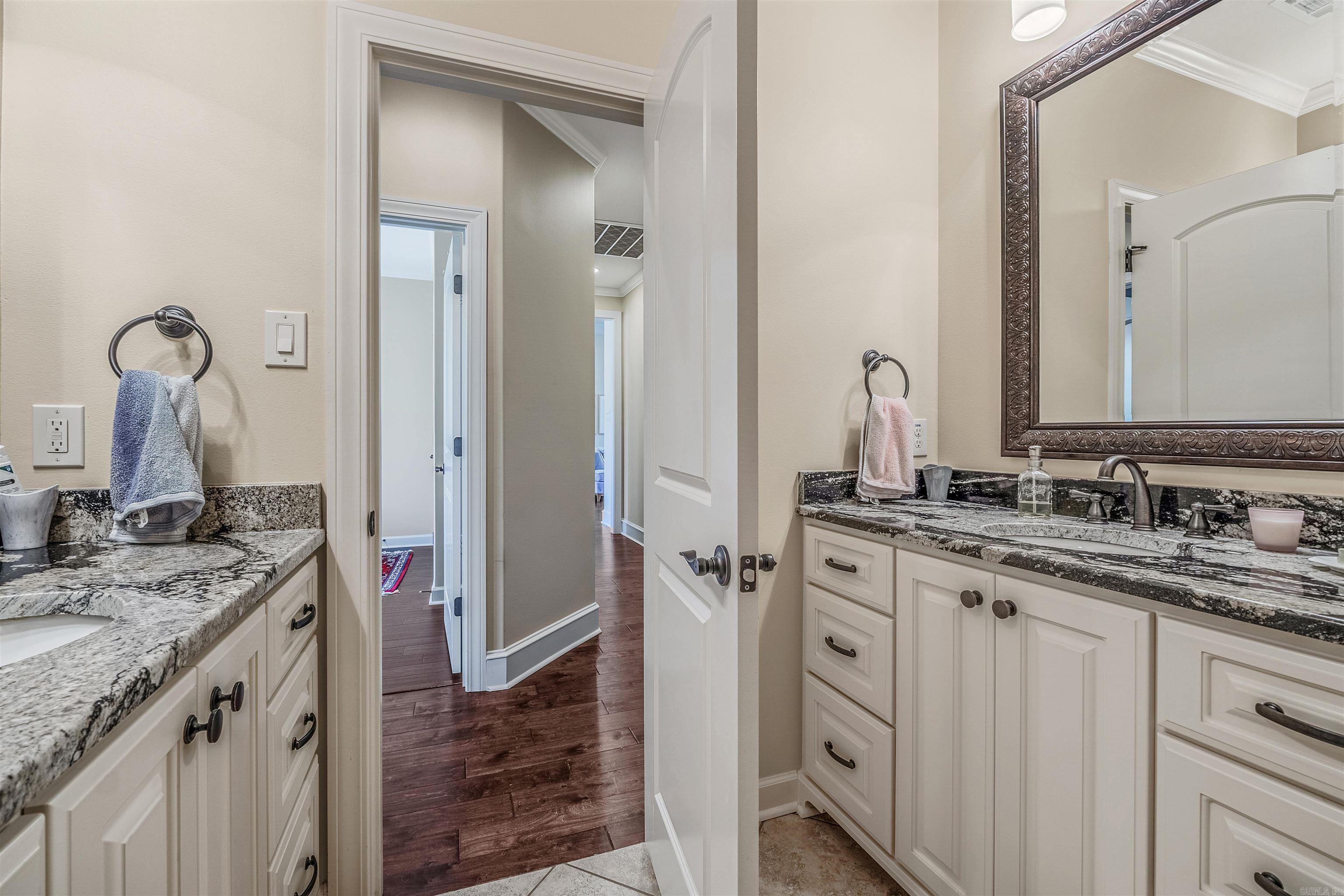 CHENAL VALLEY "MIRAMAR PLACE" - Residential