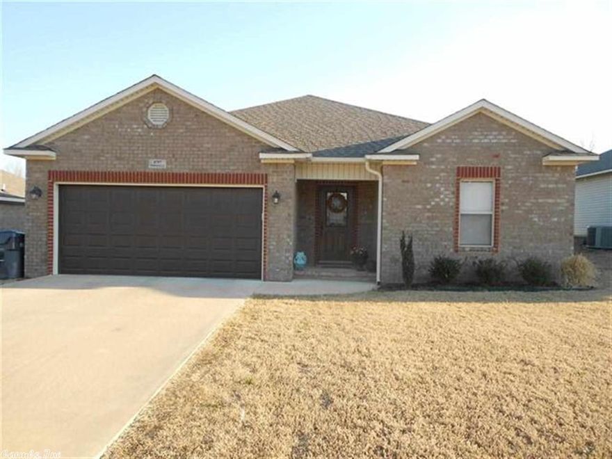 This Beautiful 3 bedroom 2 bath home sits in a great neighborhood very close to NEA Baptist Memorial Hospital and Arkansas State University. It features a large open floor plan, vaulted ceilings, stainless steel appliances, custom built cabinetry, acid stain floors with like new carpeting in the bedrooms. Backyard is very spacious with a deck, and wood privacy fencing. This home is still like brand new and has been exceptionally well maintained