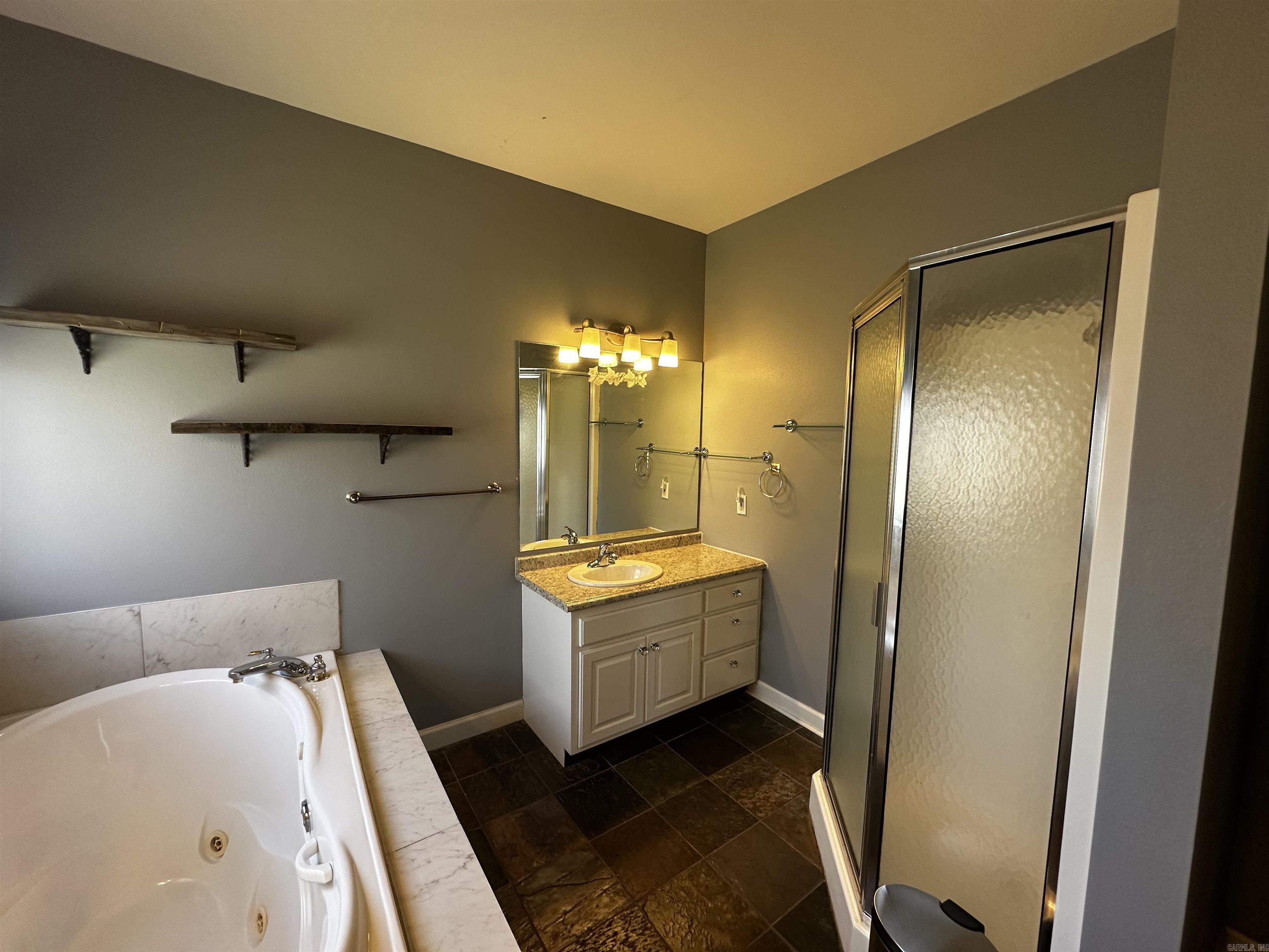 CAMPBELL - Residential