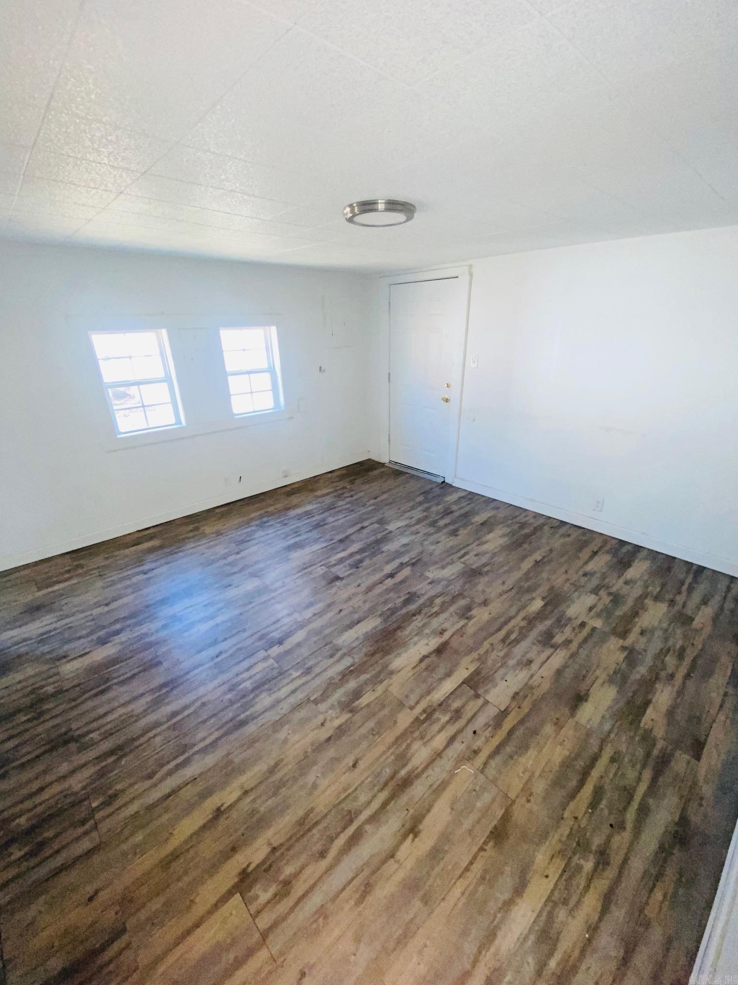 Morgan Loh - Residential Lease