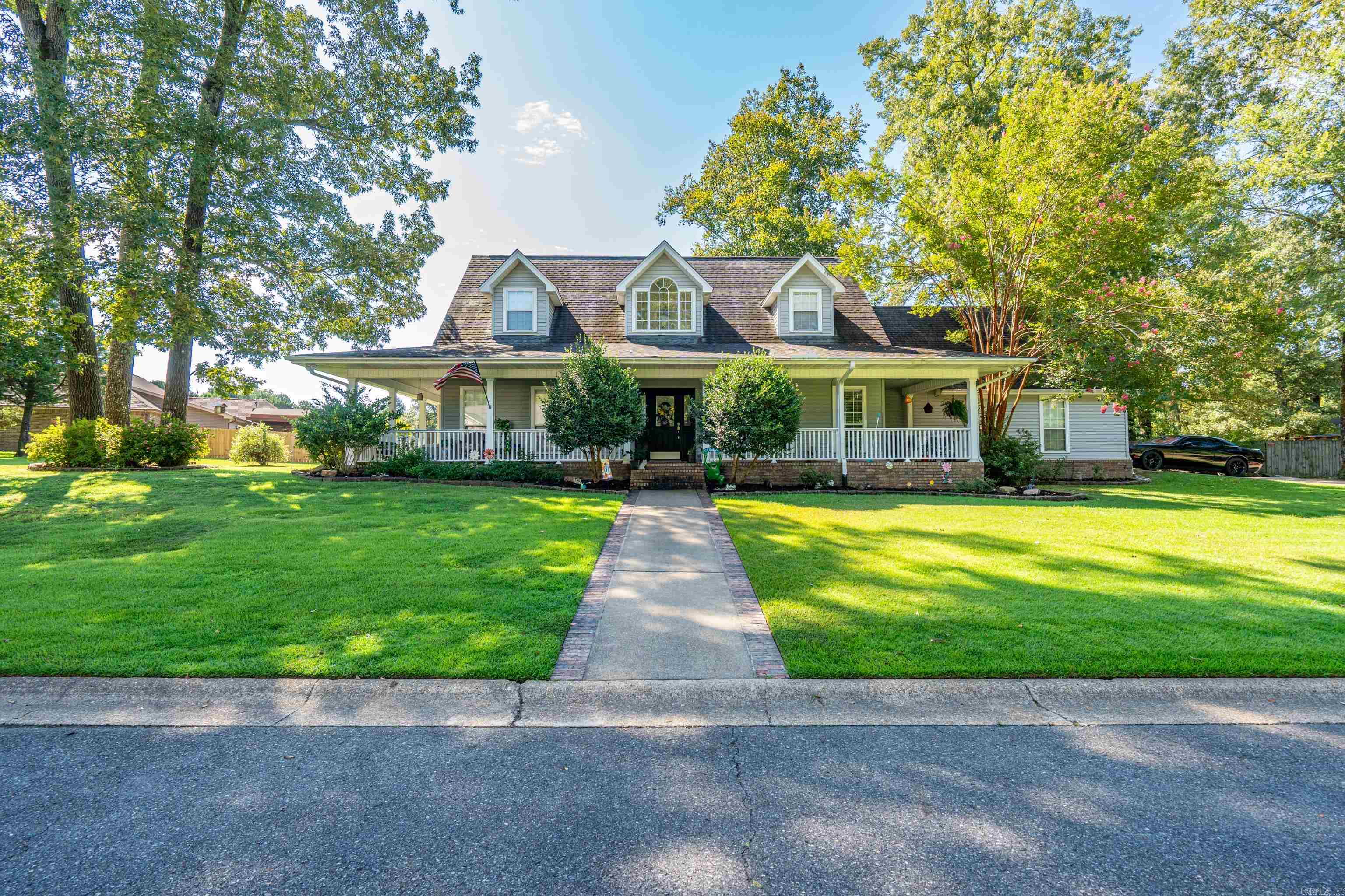 MAGNOLIA ESTATES ADDN - Residential
