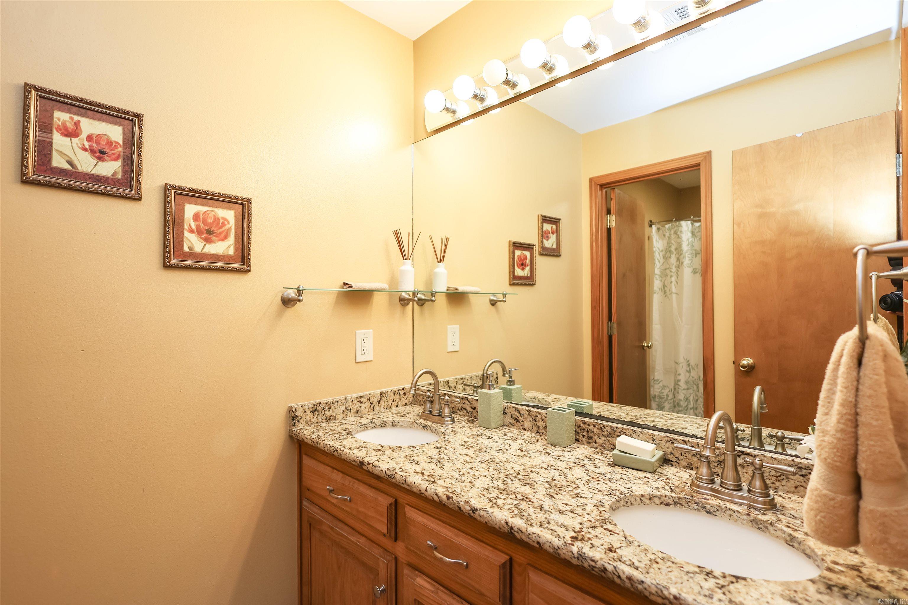 MAGNOLIA ESTATES ADDN - Residential