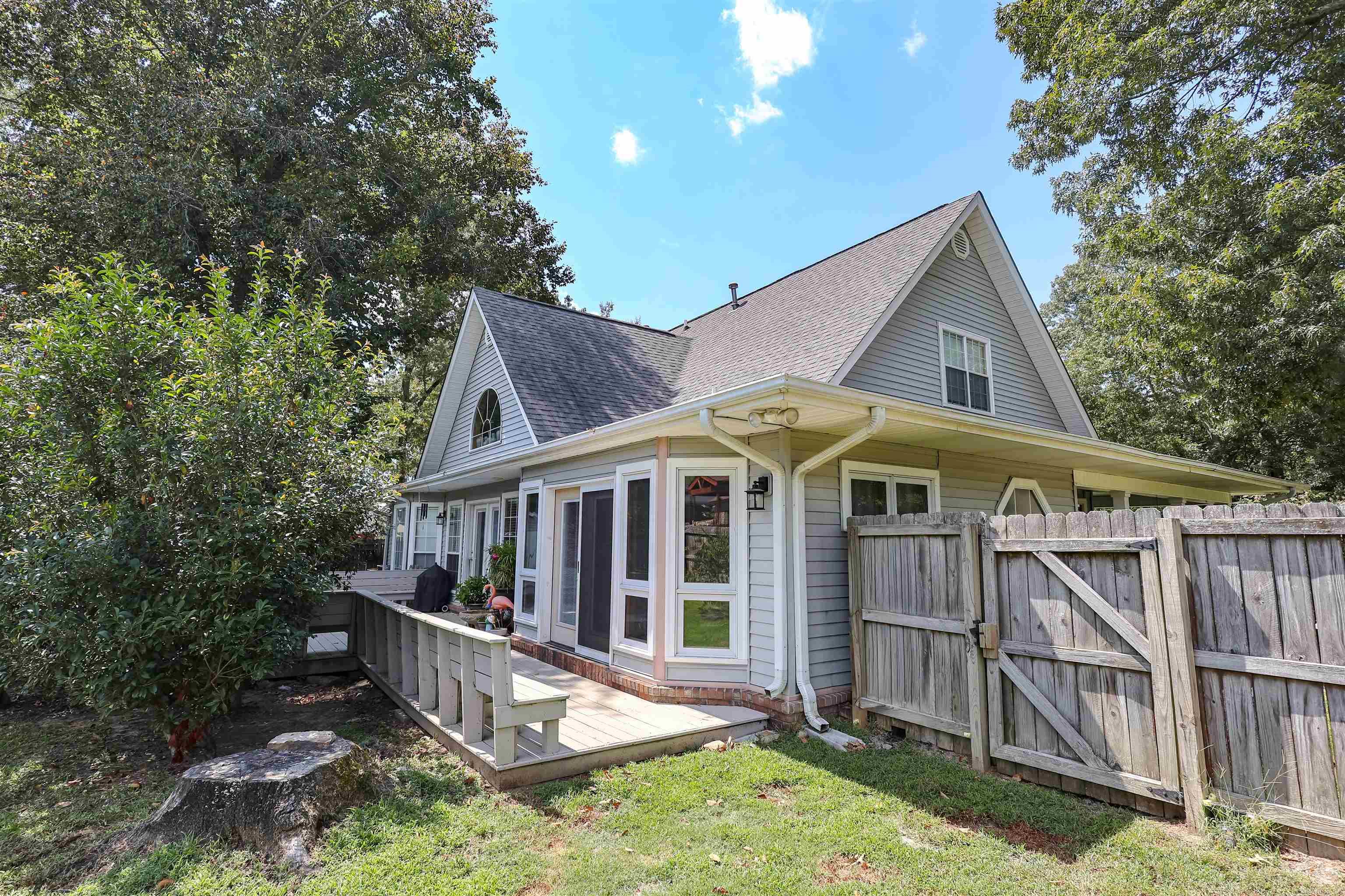 MAGNOLIA ESTATES ADDN - Residential
