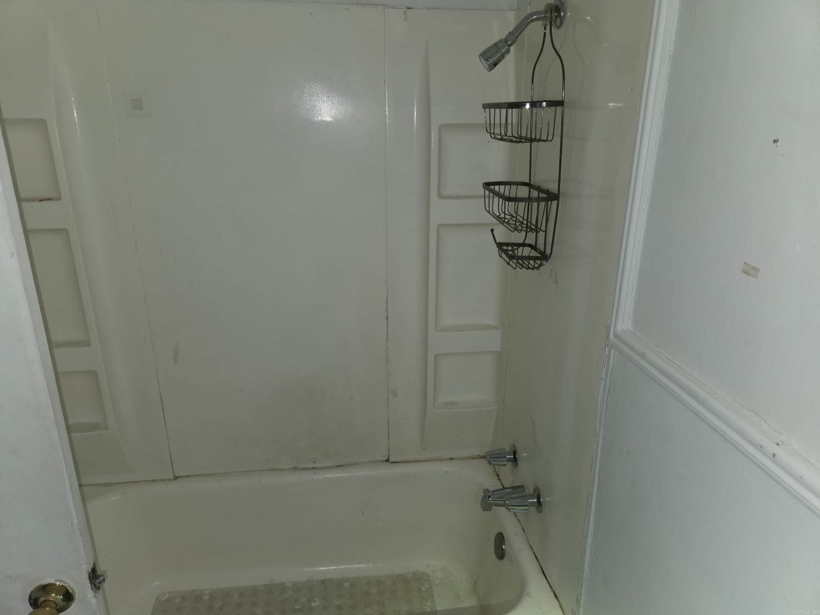 SHADY GROVE - Residential