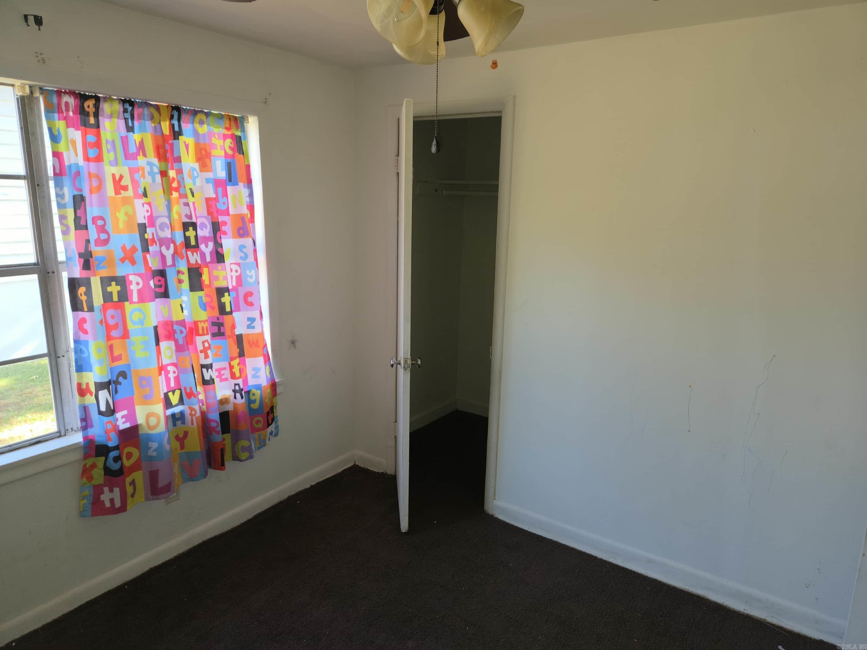 SHADY GROVE - Residential