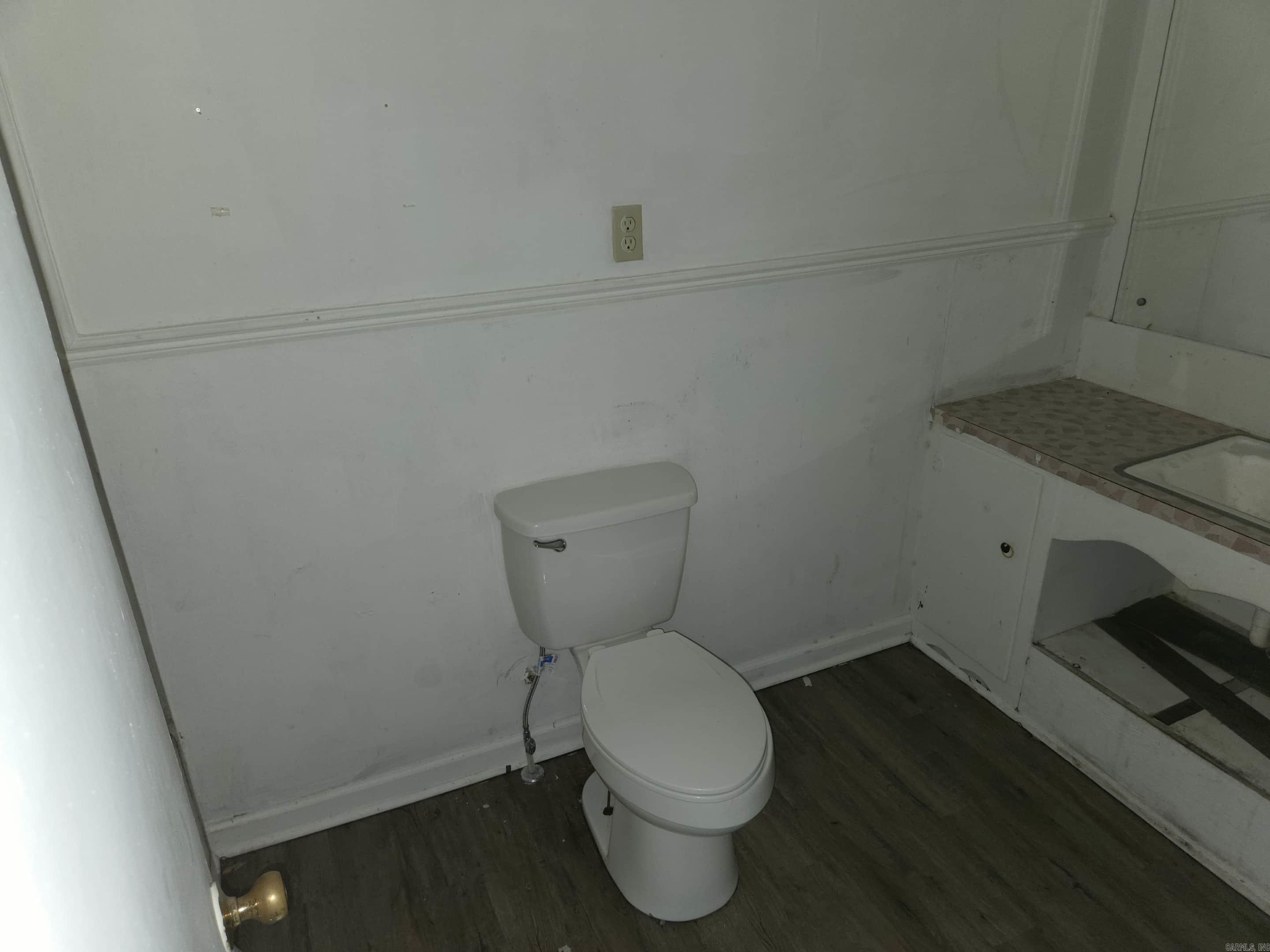 SHADY GROVE - Residential