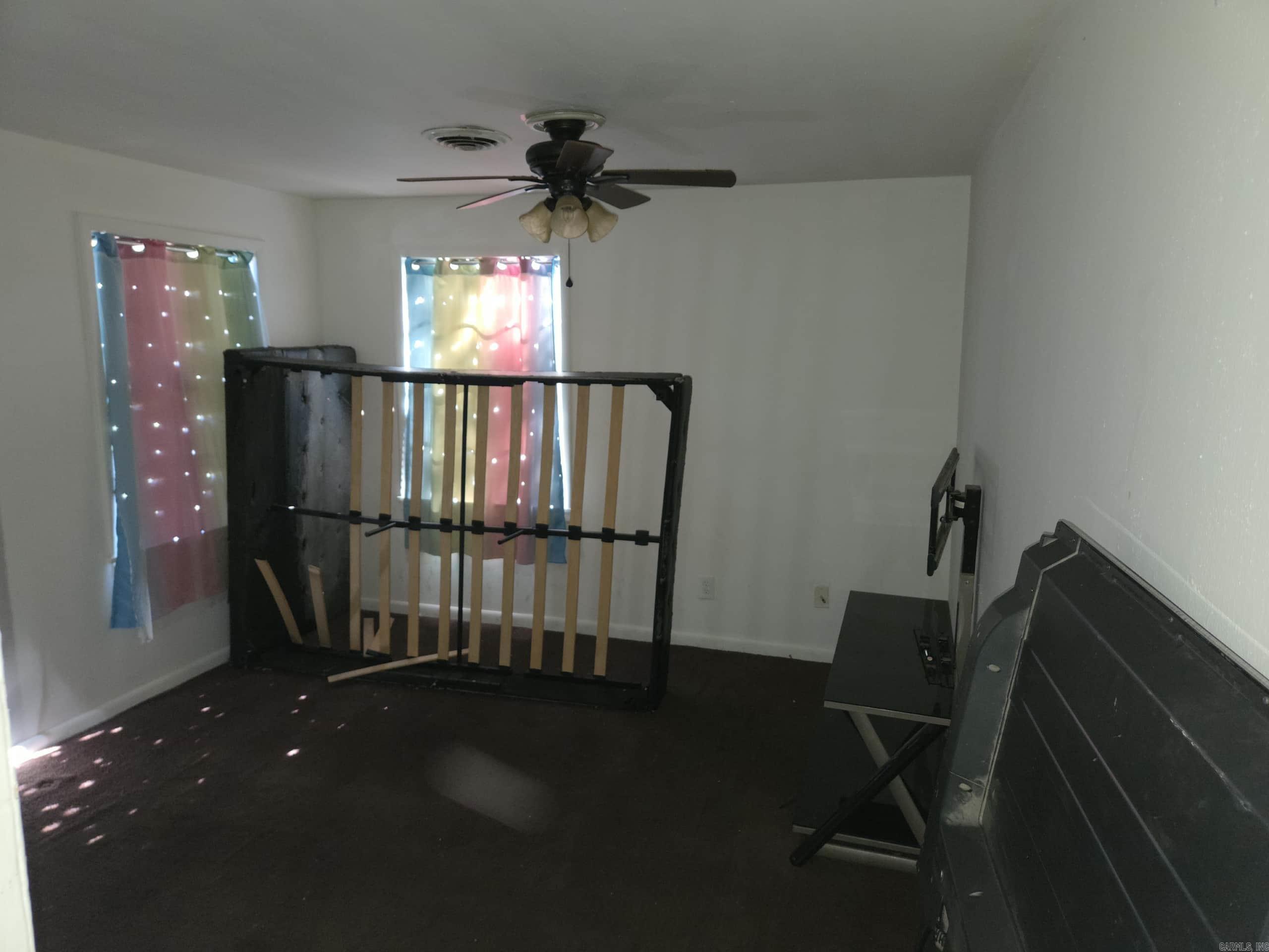 SHADY GROVE - Residential