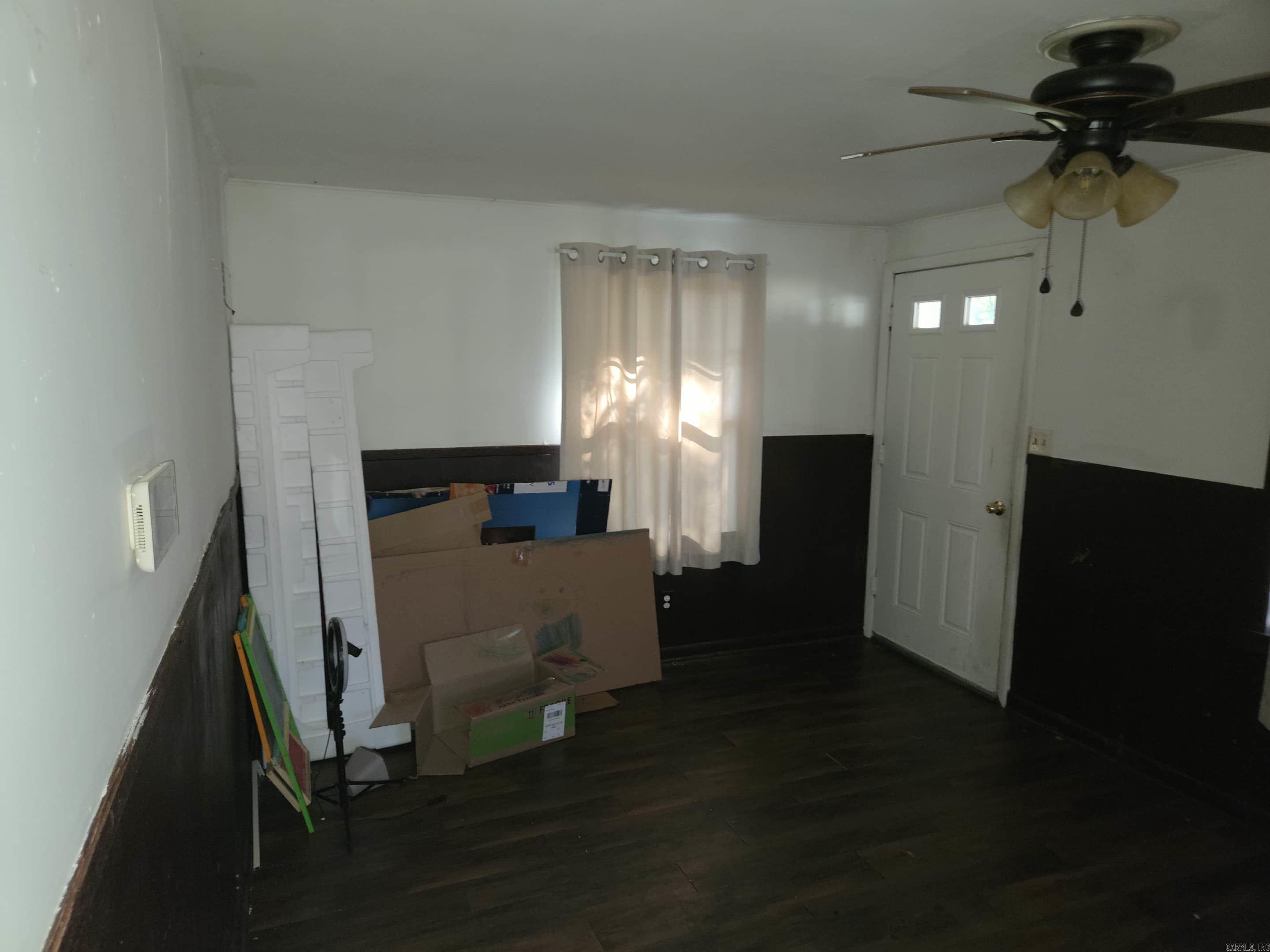 SHADY GROVE - Residential