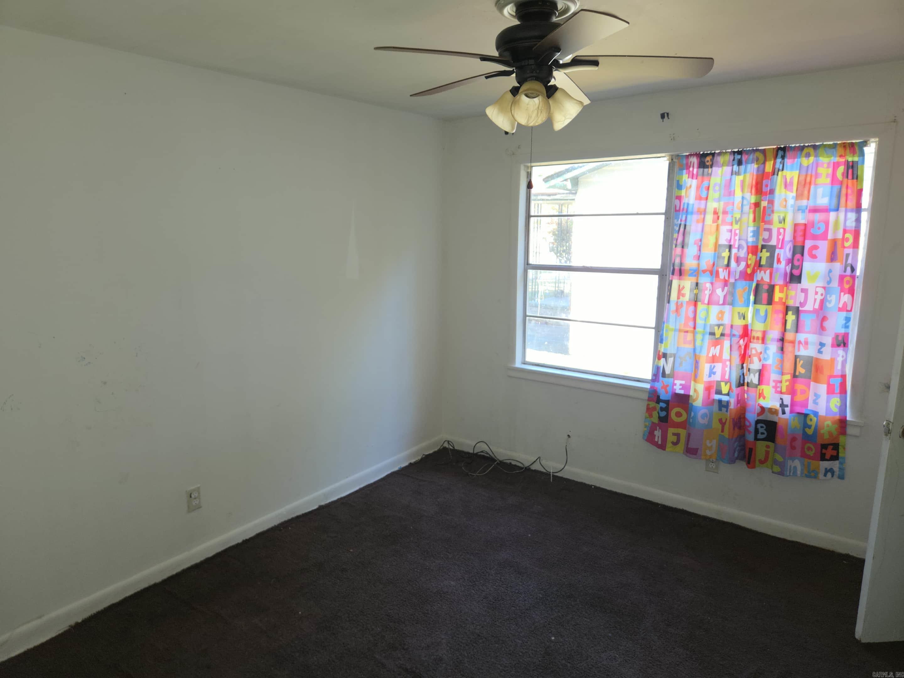 SHADY GROVE - Residential