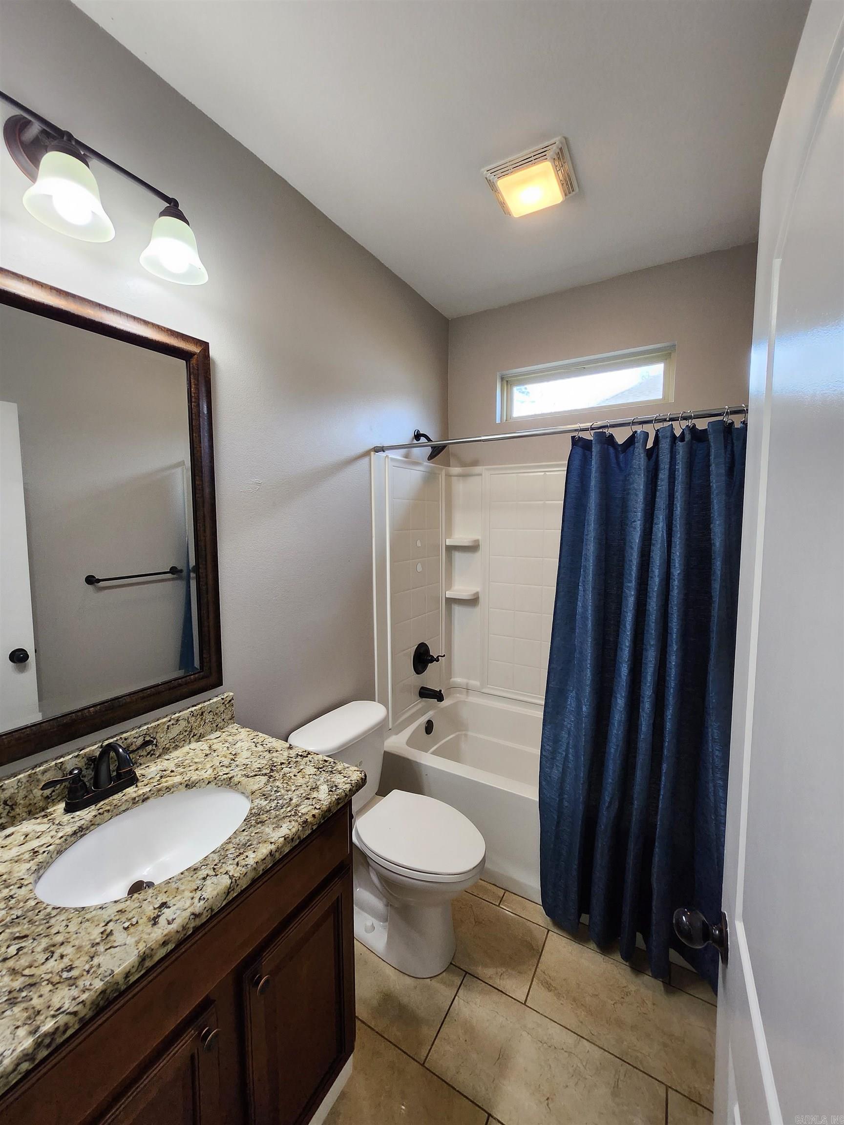 WHISPERING HILLS - Residential