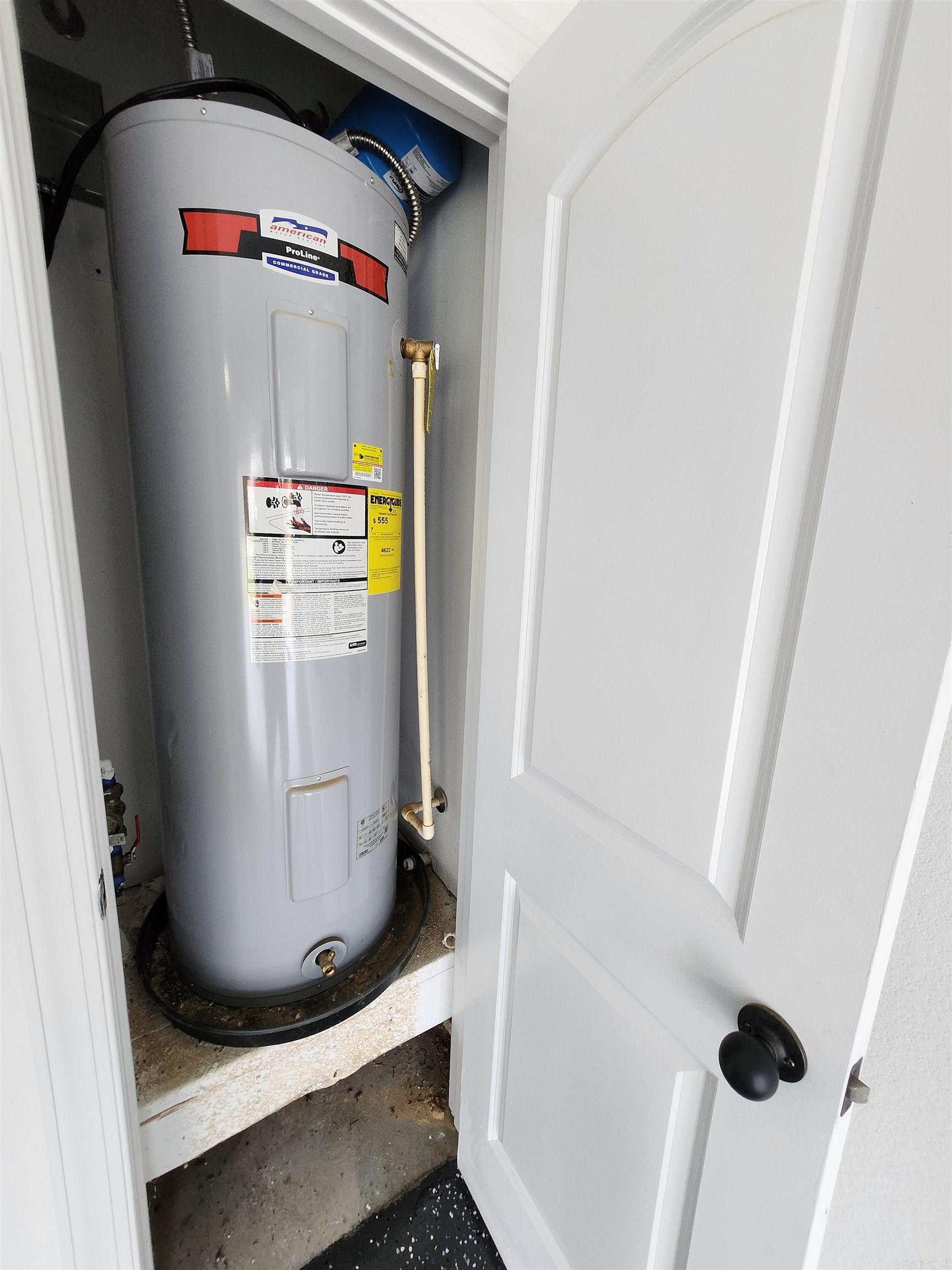 WHISPERING HILLS - Residential