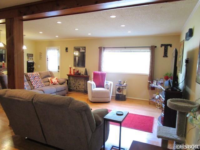 Oak View - Residential