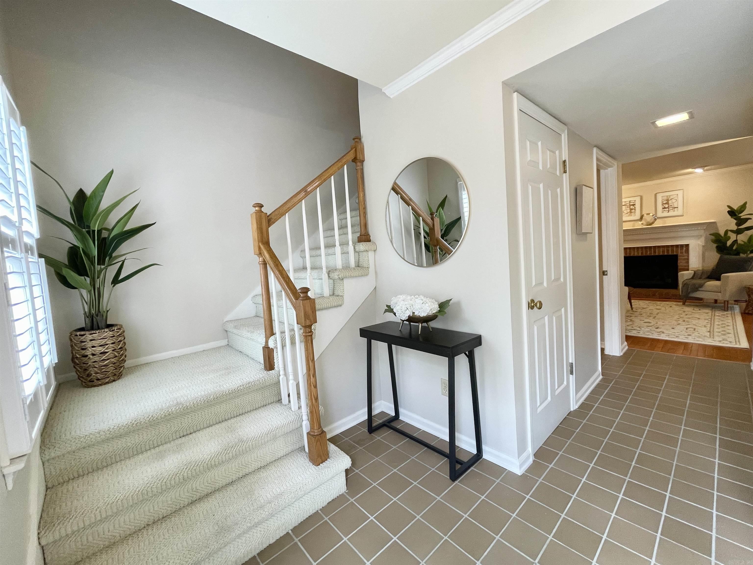 ANDOVER SQUARE - Residential