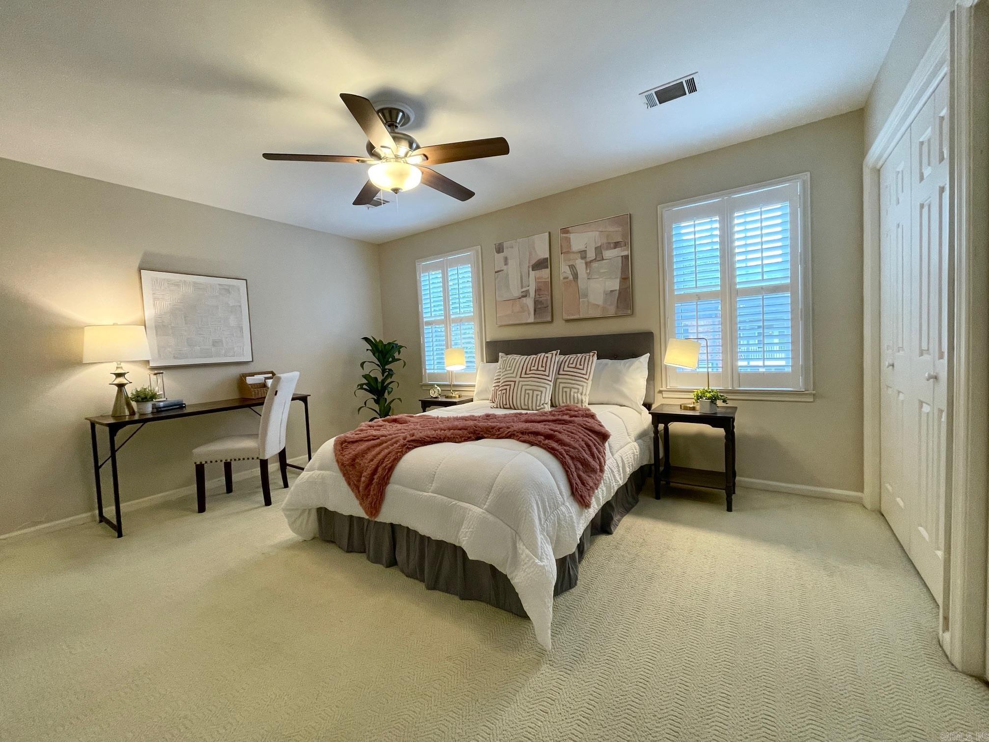 ANDOVER SQUARE - Residential