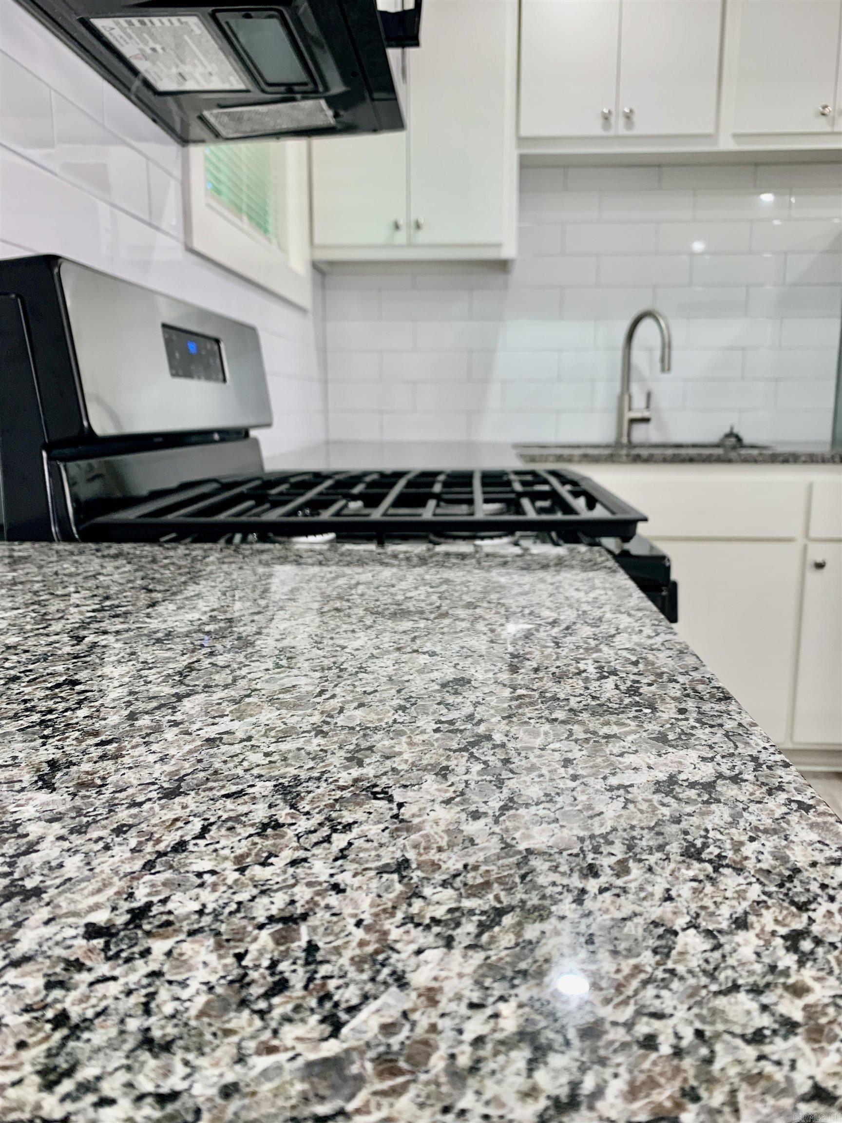 MEADOWCLIFF - Residential