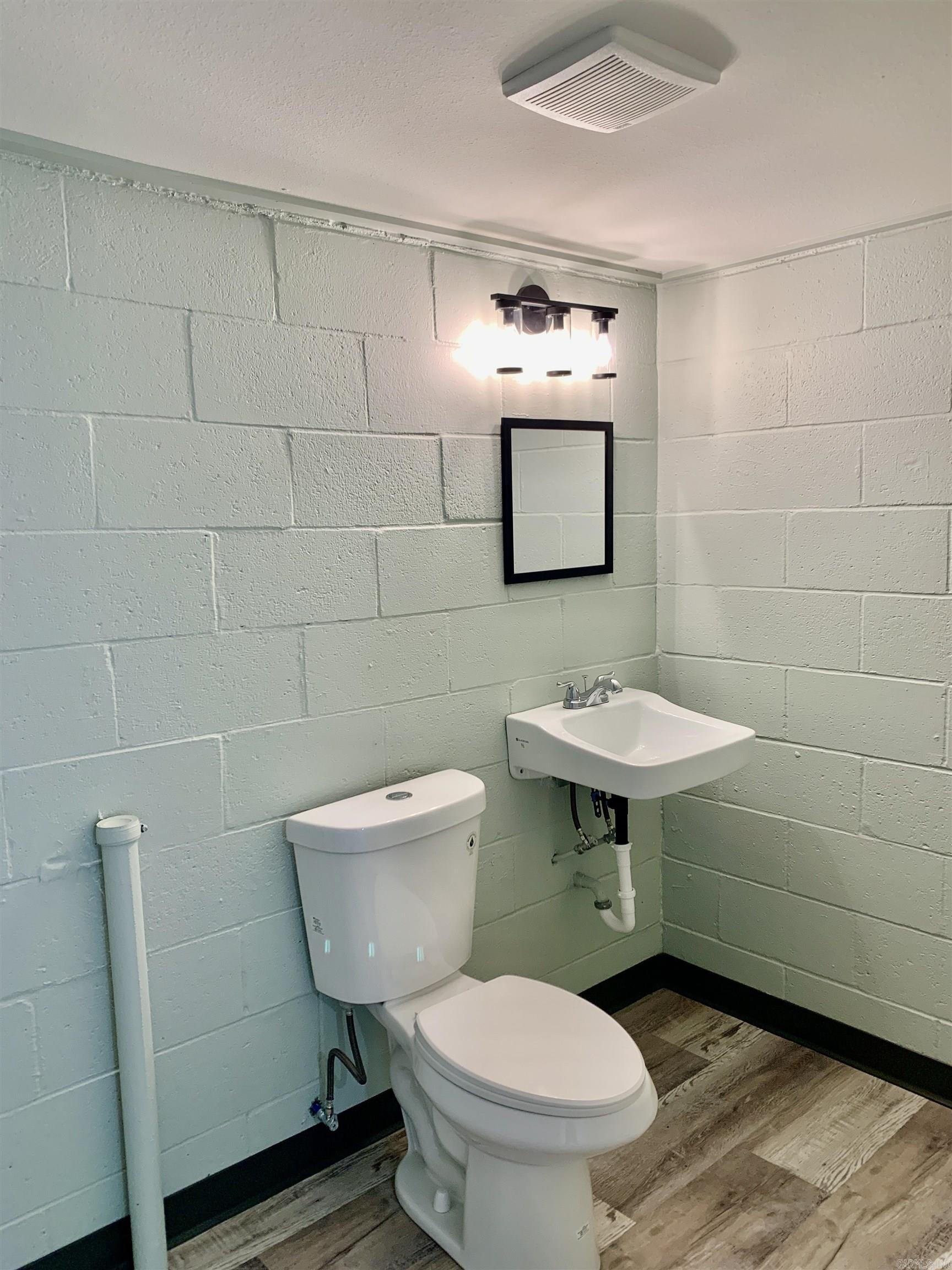 MEADOWCLIFF - Residential