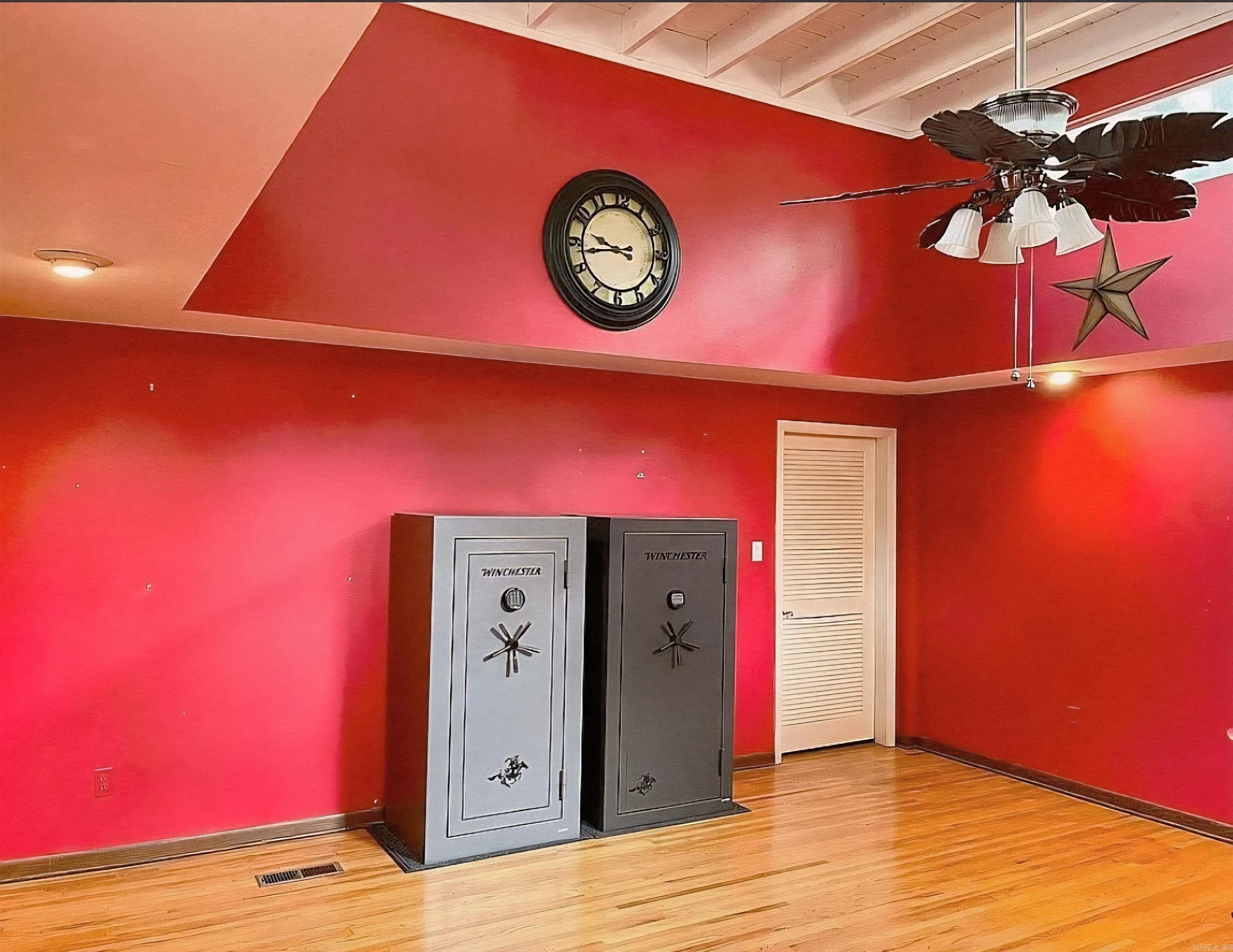 CITY ACREAGE C.C. - Residential