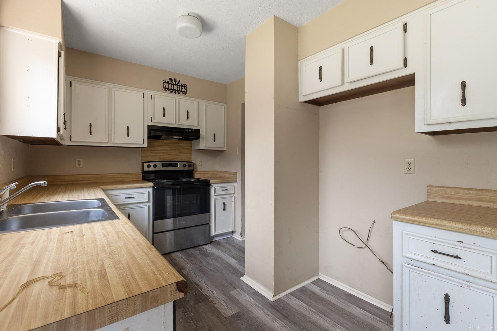 BROADMOOR NORTH - Residential