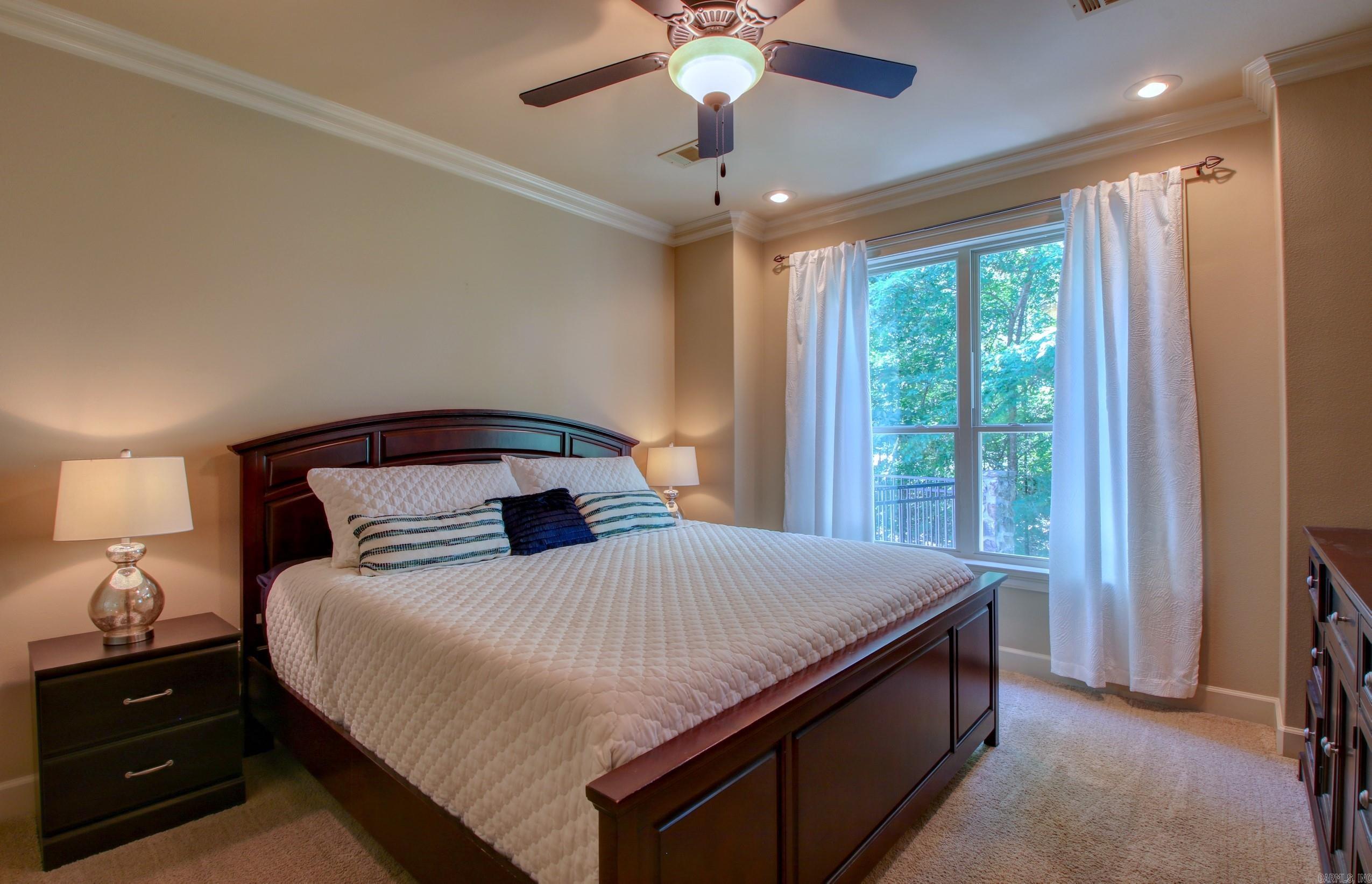 WOODLANDS EDGE - Residential
