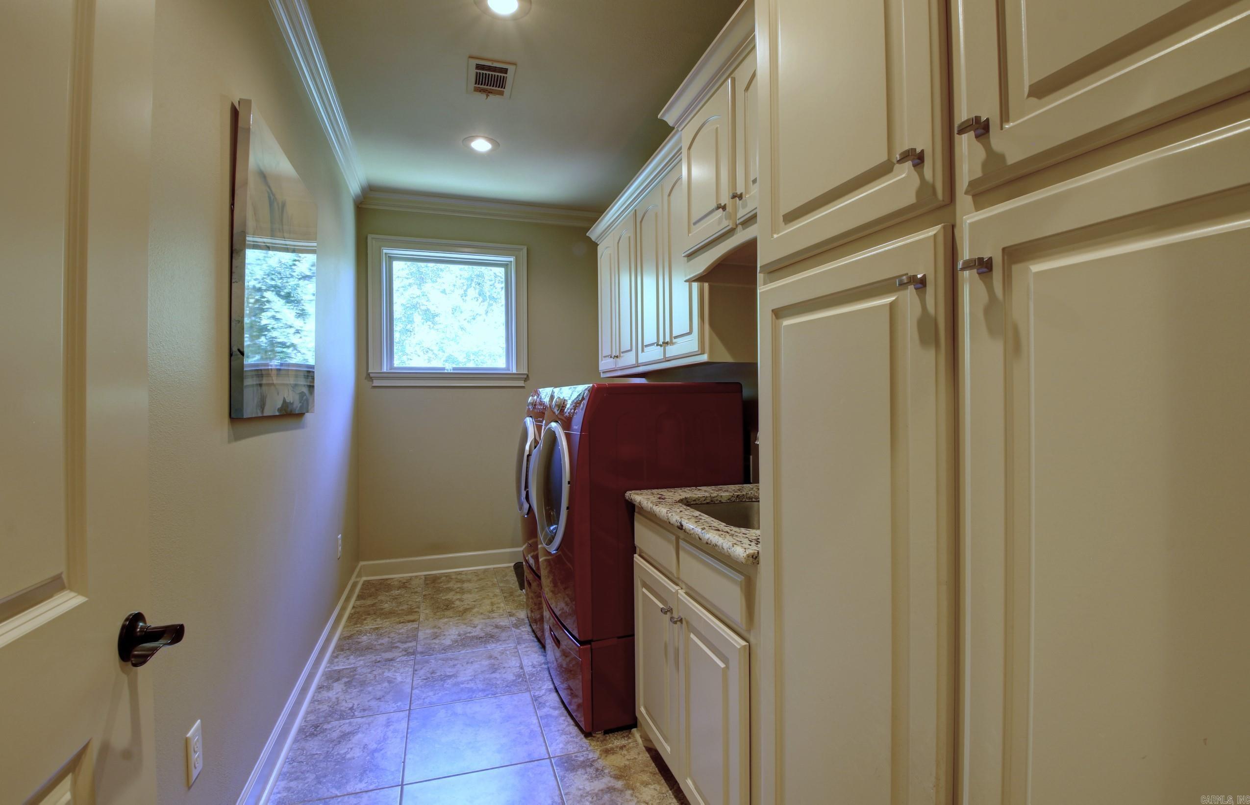WOODLANDS EDGE - Residential
