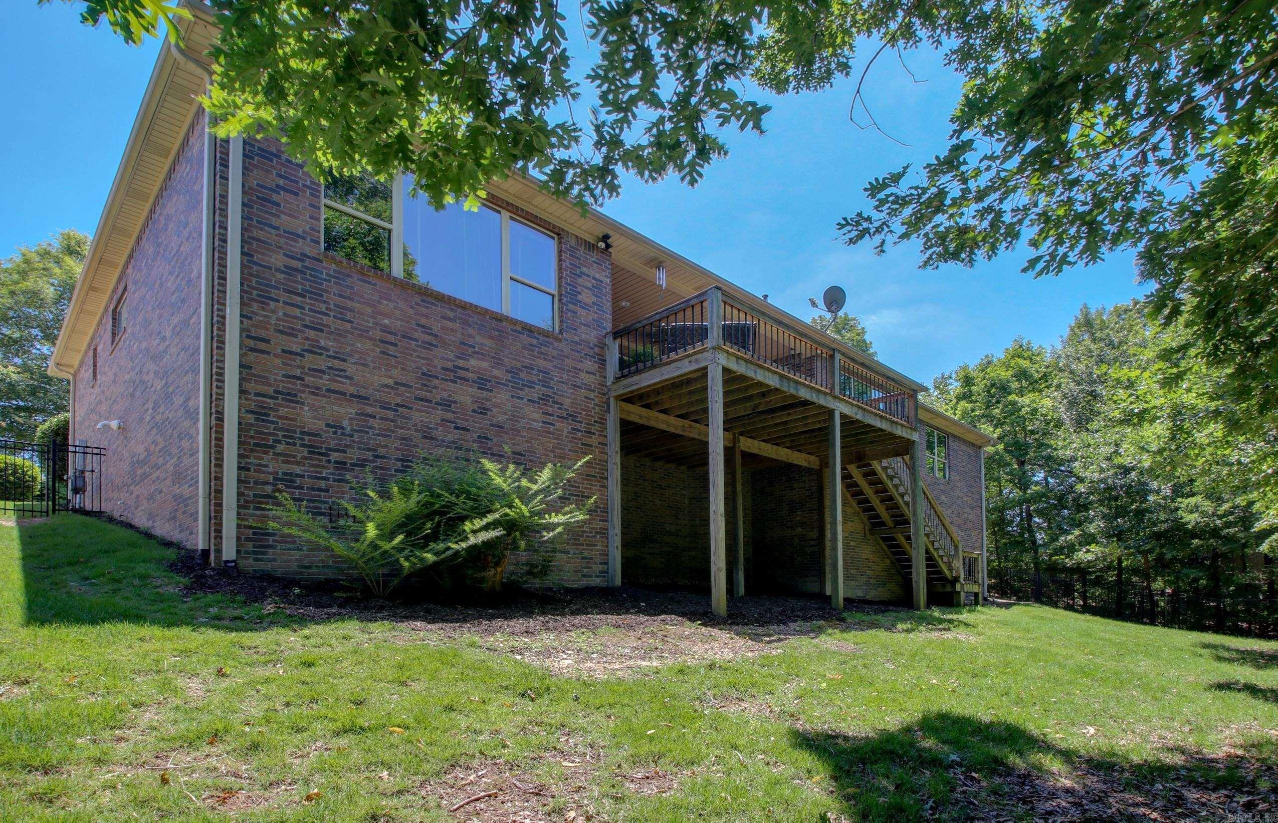 WOODLANDS EDGE - Residential
