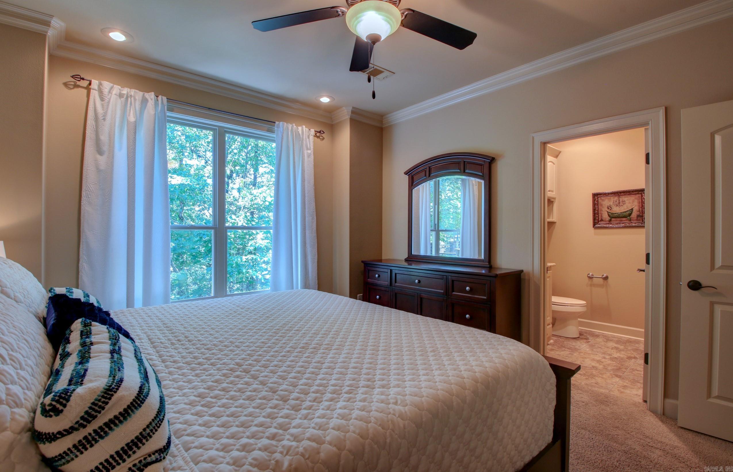 WOODLANDS EDGE - Residential