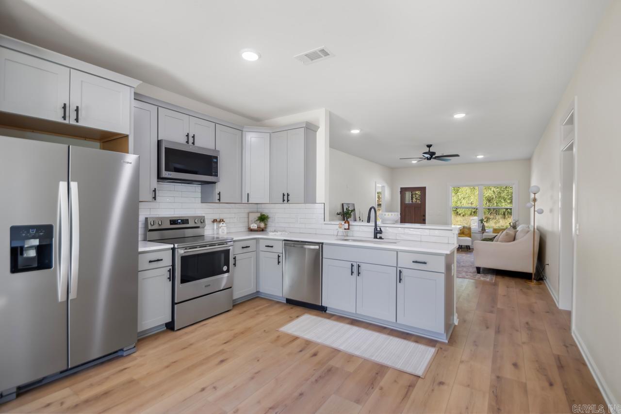 HORTON HILLS - Residential