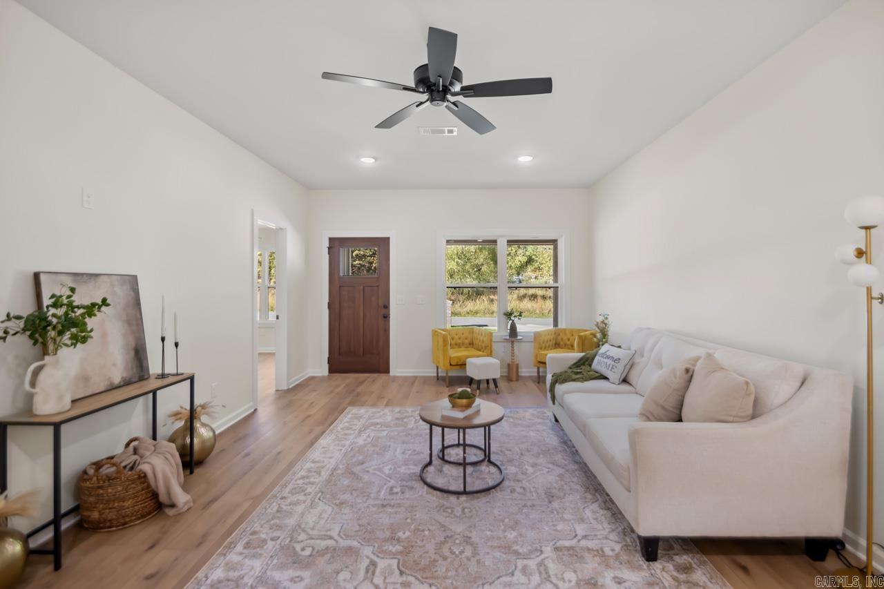 HORTON HILLS - Residential